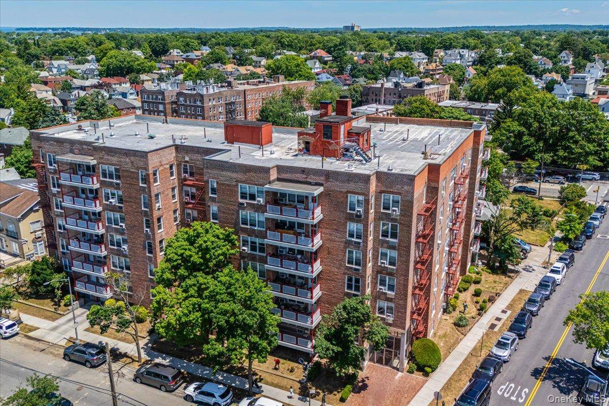 3425 150th Street #1J, Flushing, NY 11354