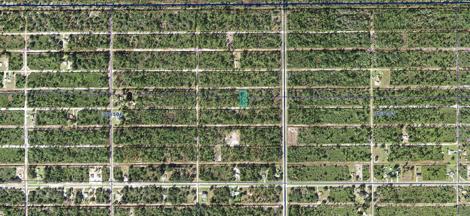 412 CAMELLIA DR, Indian Lake Estates, FL 33855