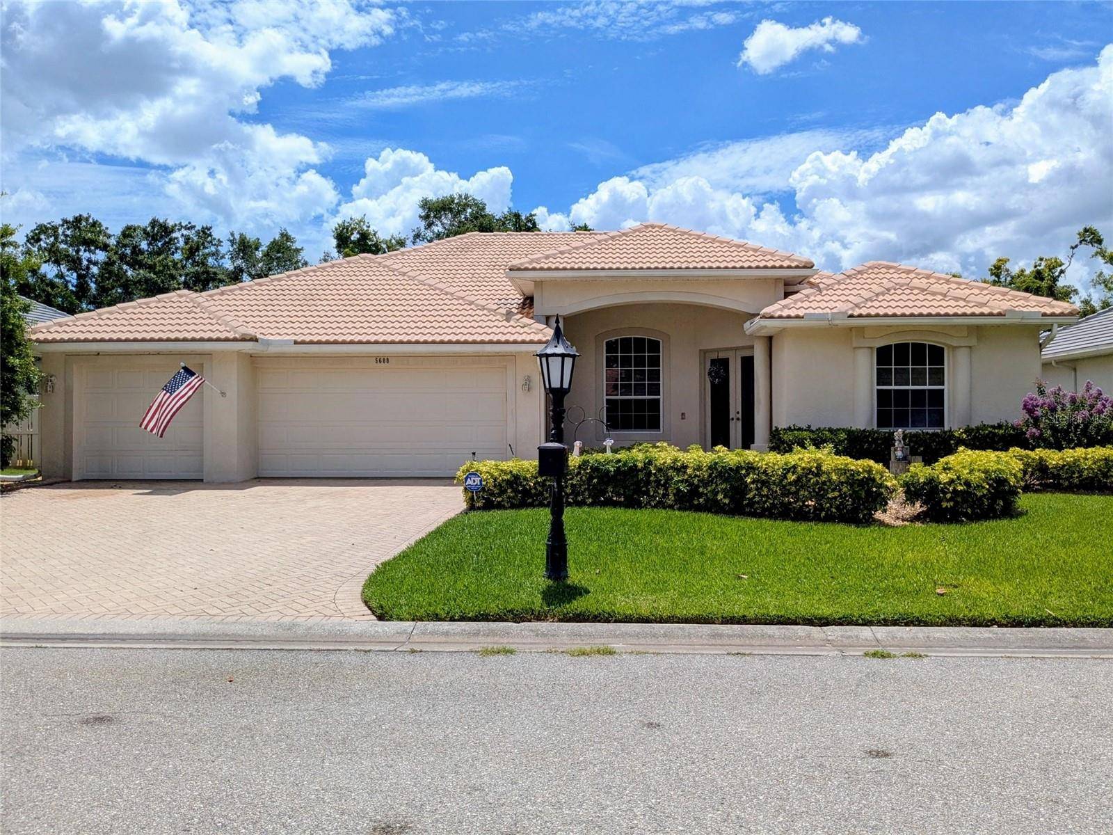 5608 EASTWIND DR, Sarasota, FL 34233
