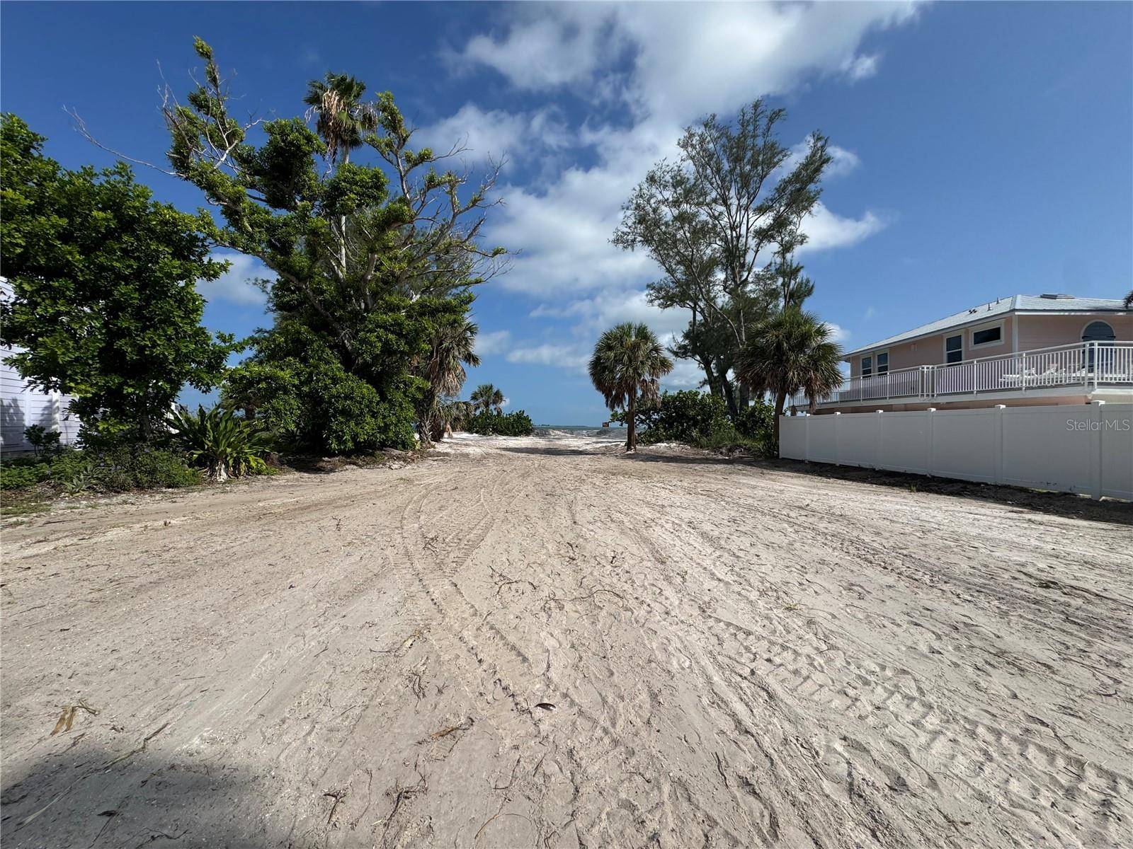 831 NORTH SHORE DR, Anna Maria, FL 34216