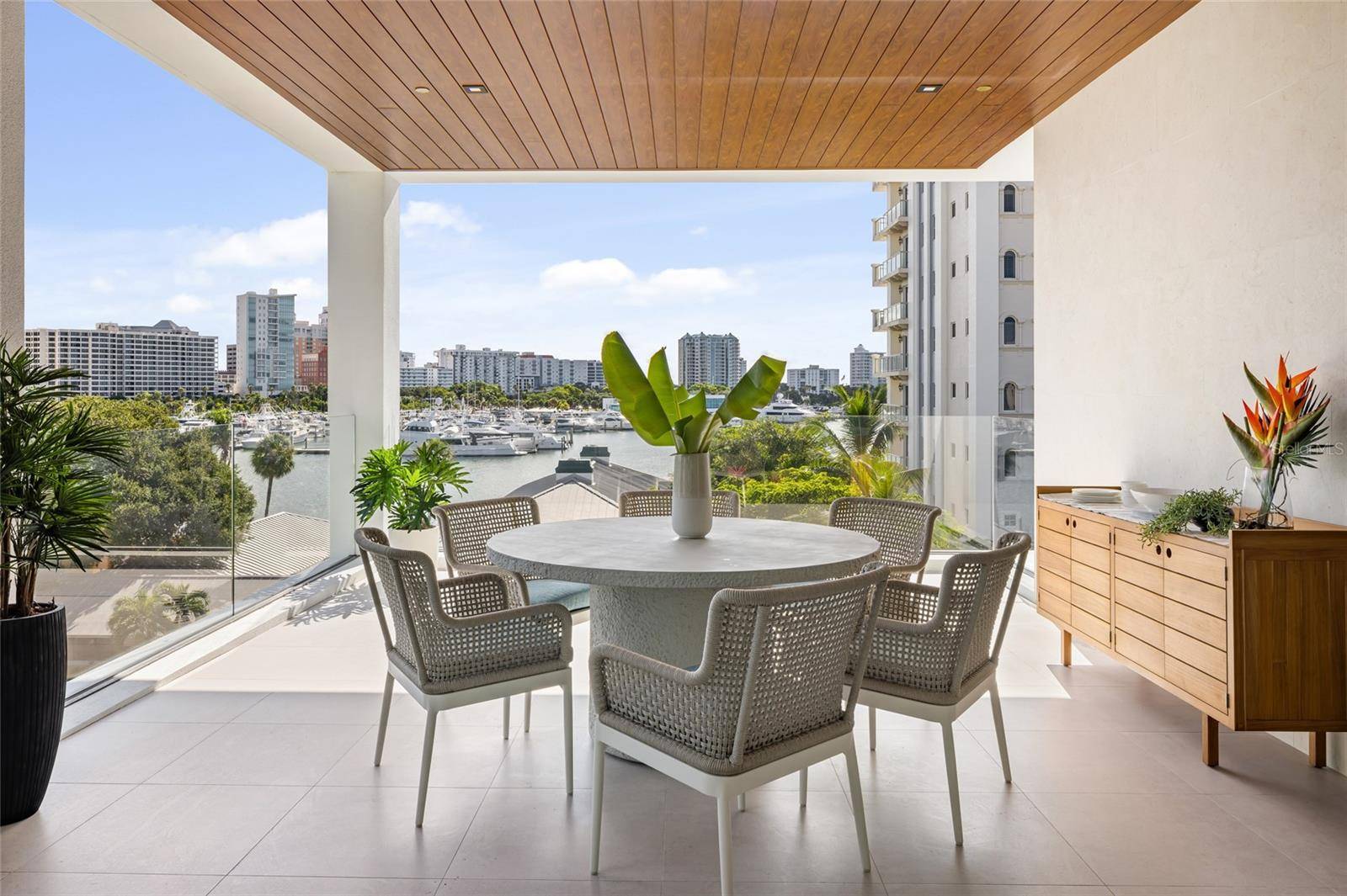 509 GOLDEN GATE PT #4, Sarasota, FL 34236