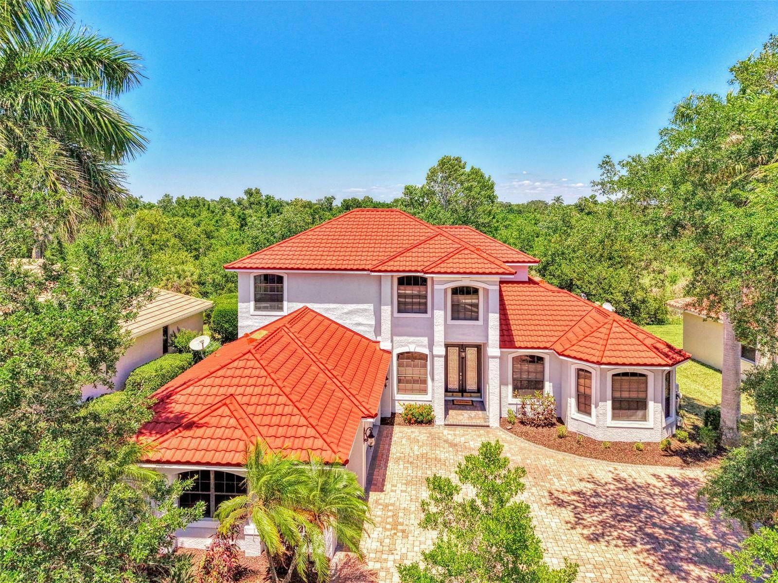5684 EASTWIND DR, Sarasota, FL 34233