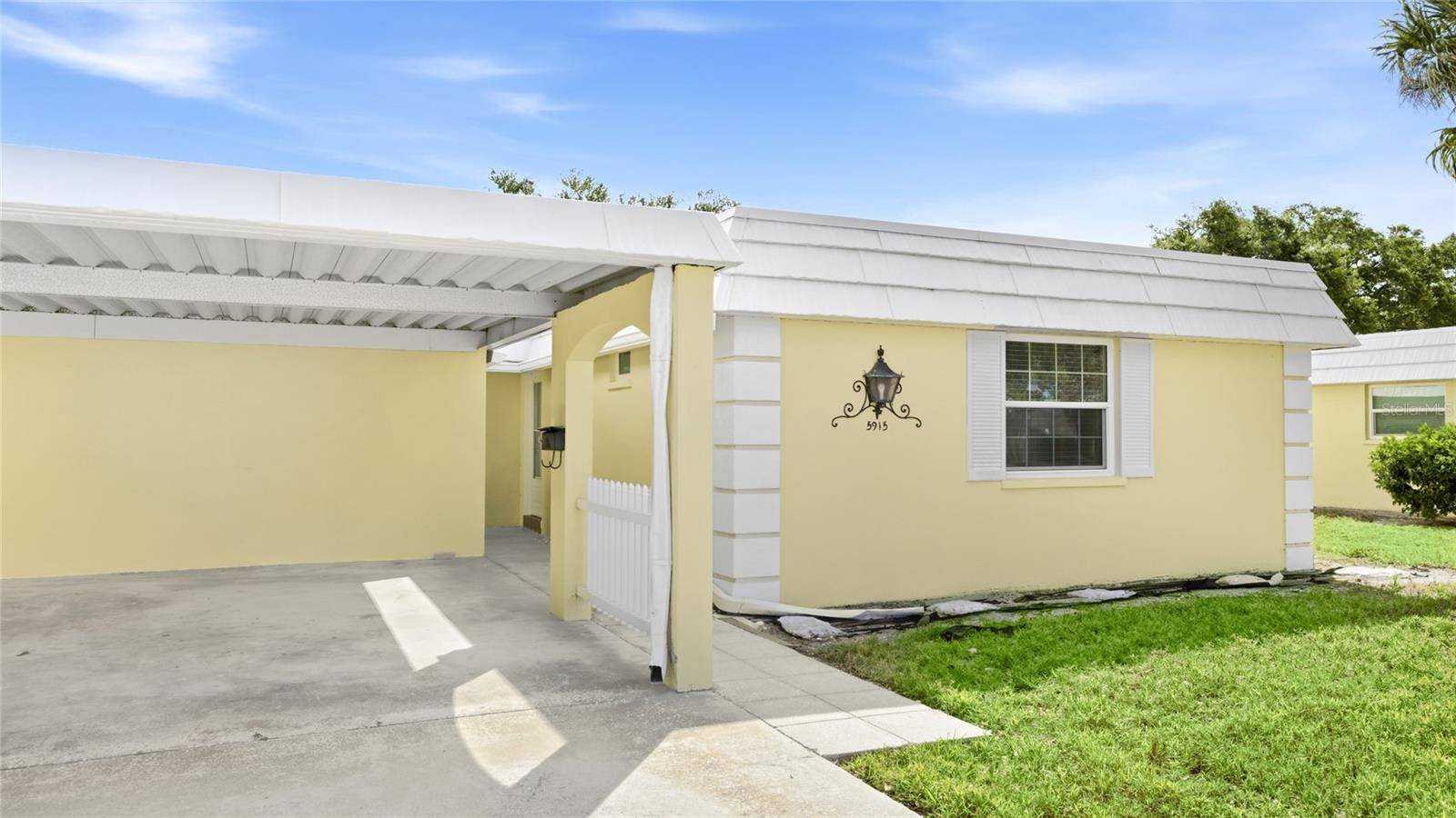 5915 TIDEWOOD AVE #4, Sarasota, FL 34231