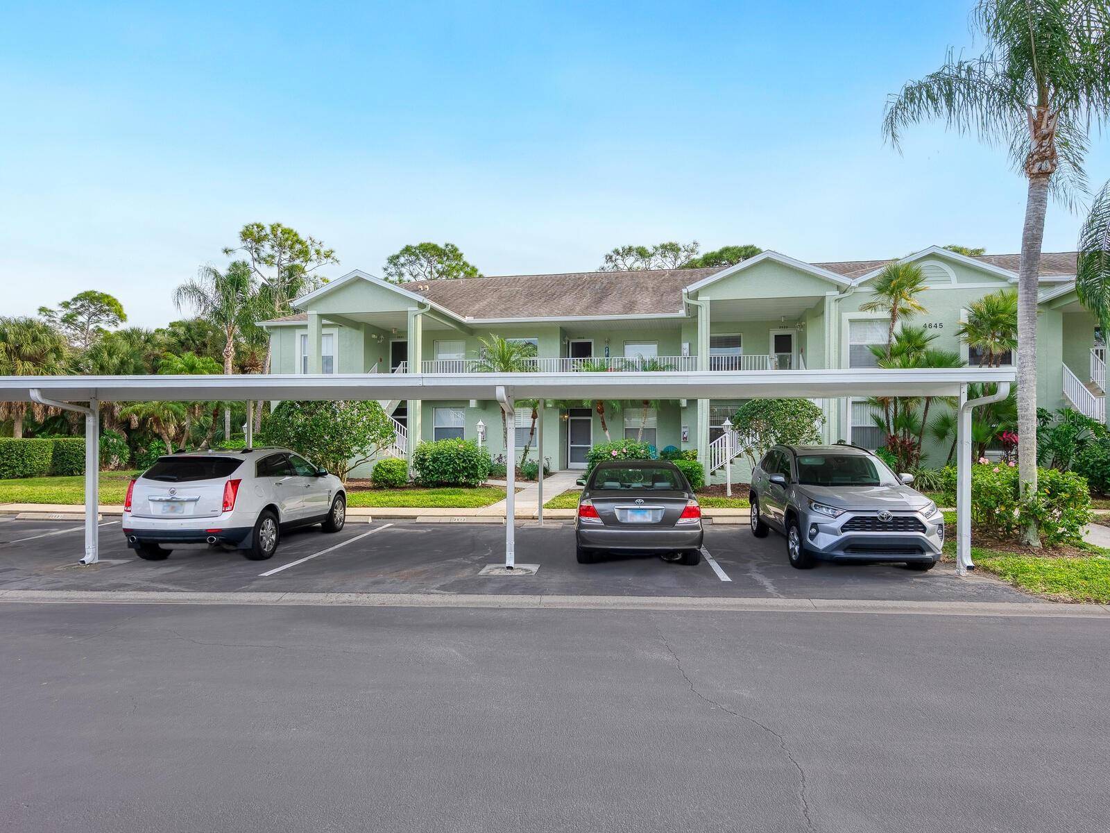 4645 TOWER HILL LN #2522, Sarasota, FL 34238