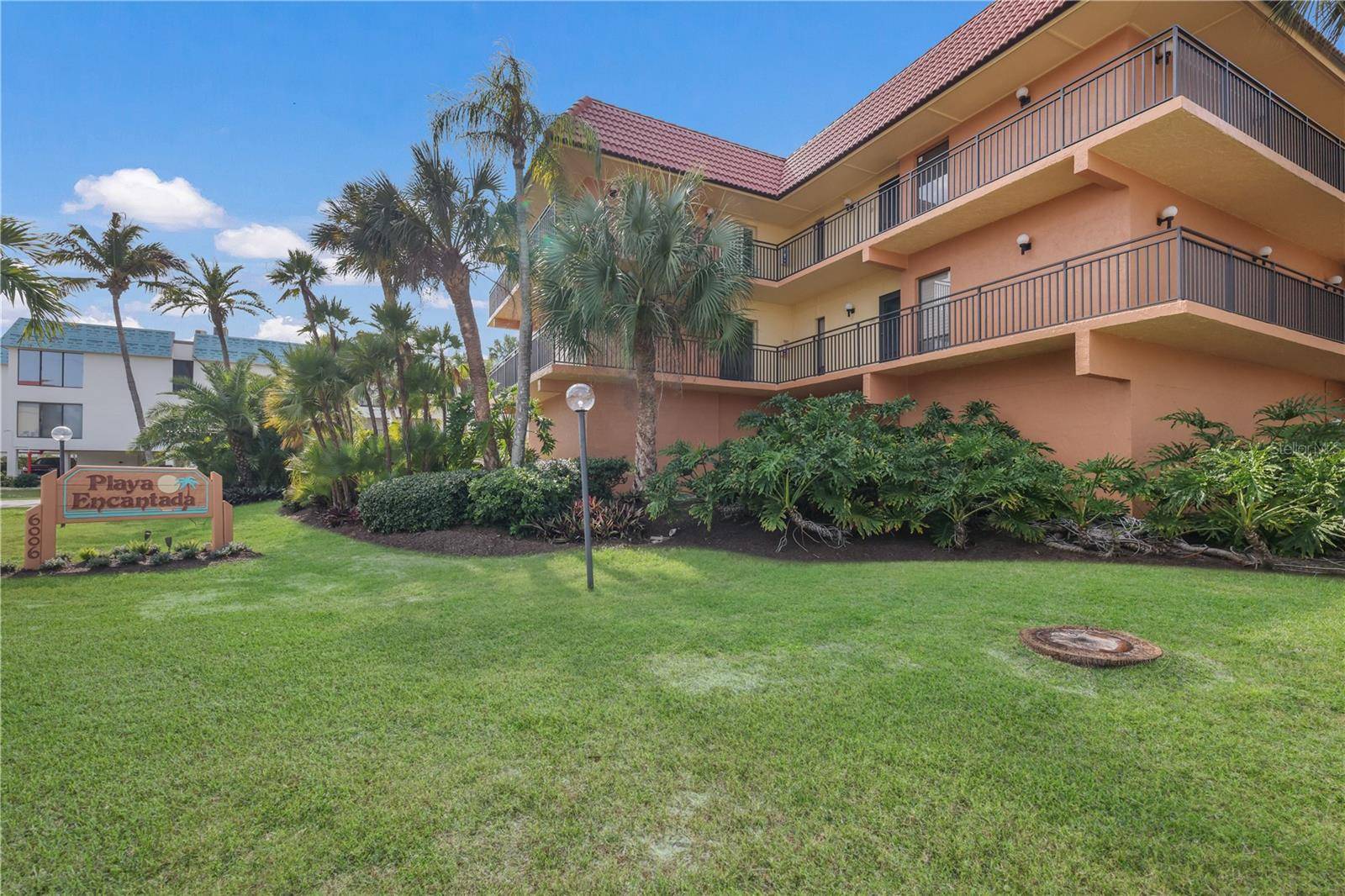 6006 GULF DR #214, Holmes Beach, FL 34217
