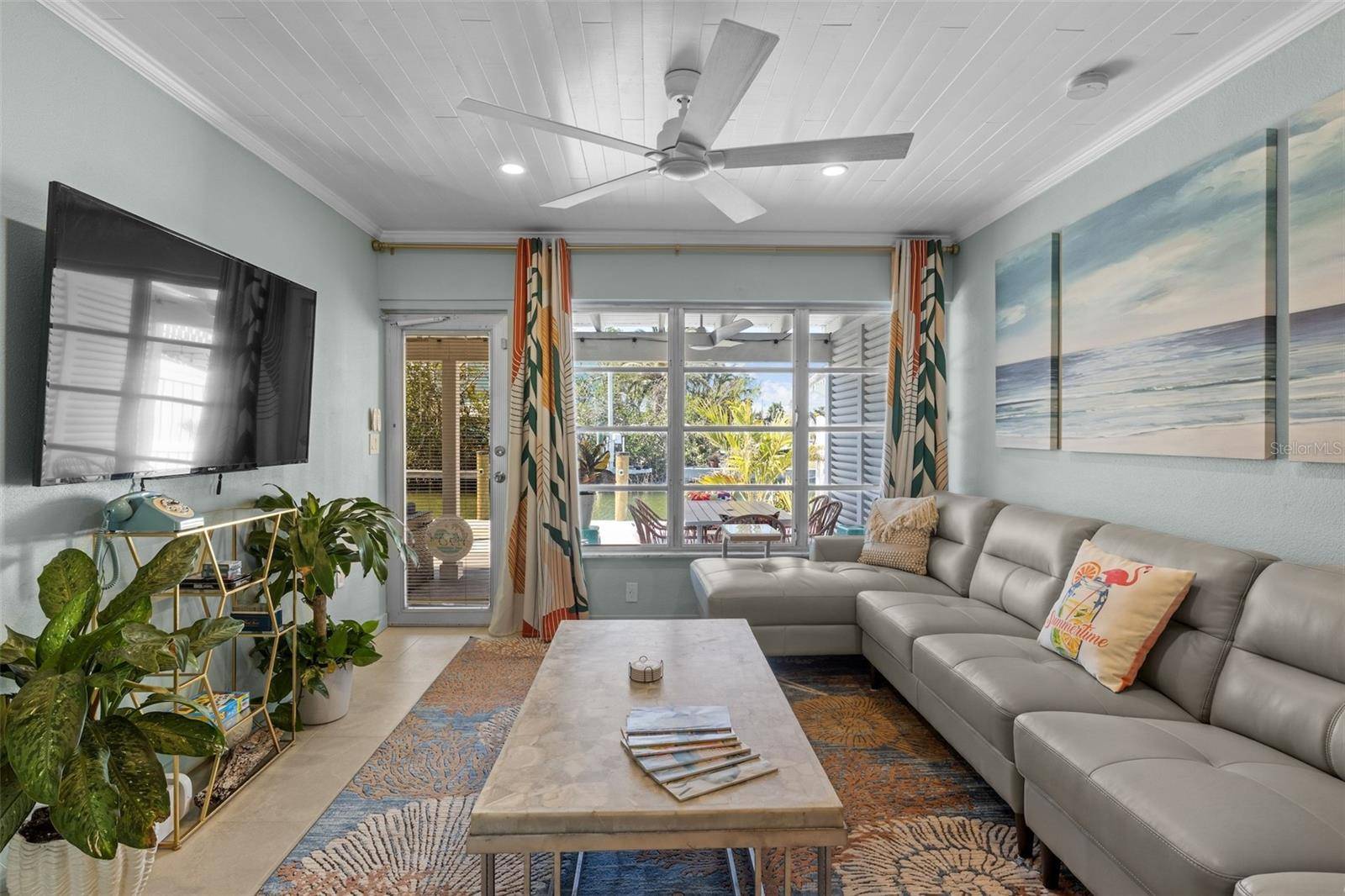 26 SEASIDE CT, Holmes Beach, FL 34217