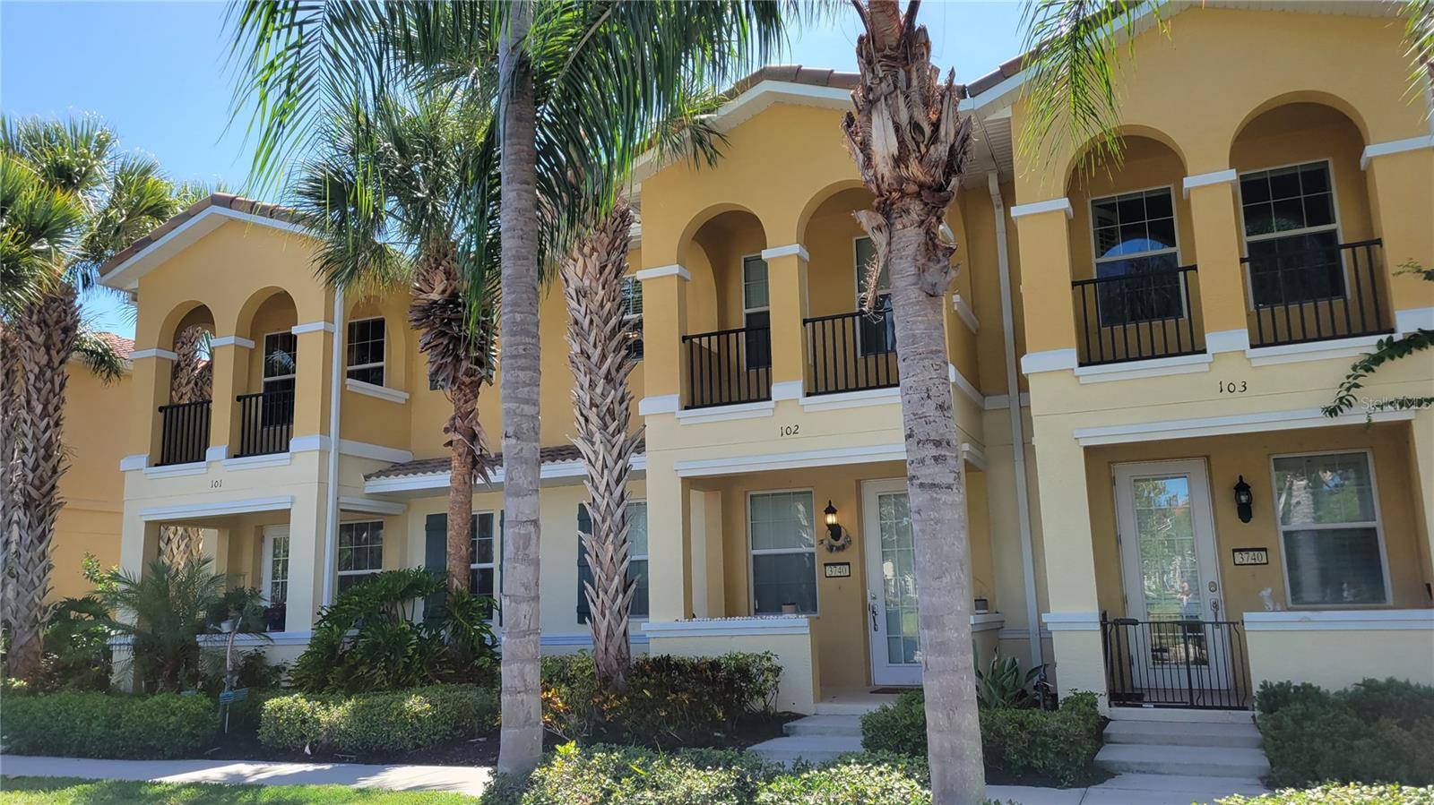 3740 82ND AVENUE CIR E #102, Sarasota, FL 34243