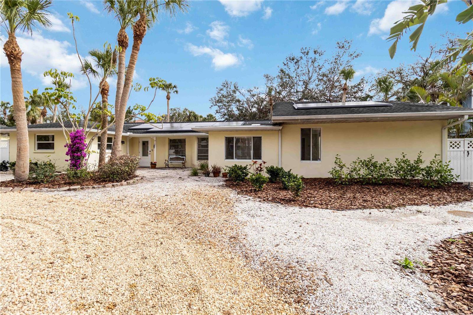 5107 SAINT ALBANS AVE, Sarasota, FL 34242