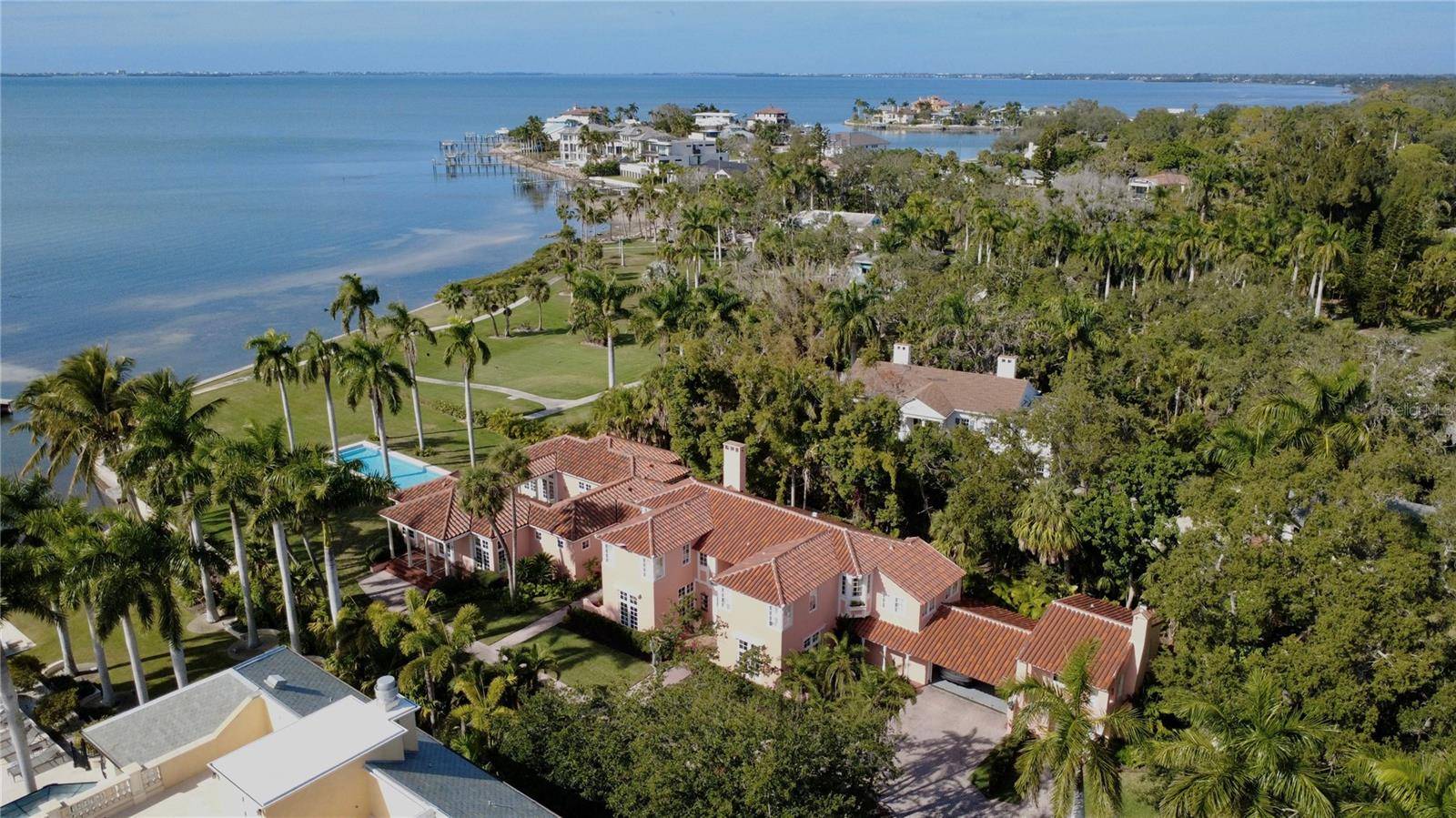 4511 BAY SHORE RD, Sarasota, FL 34234