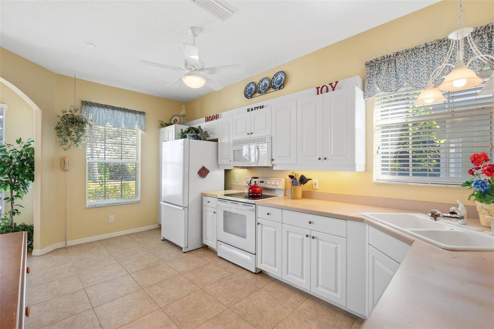 905 BARCLAY CT, Venice, FL 34293