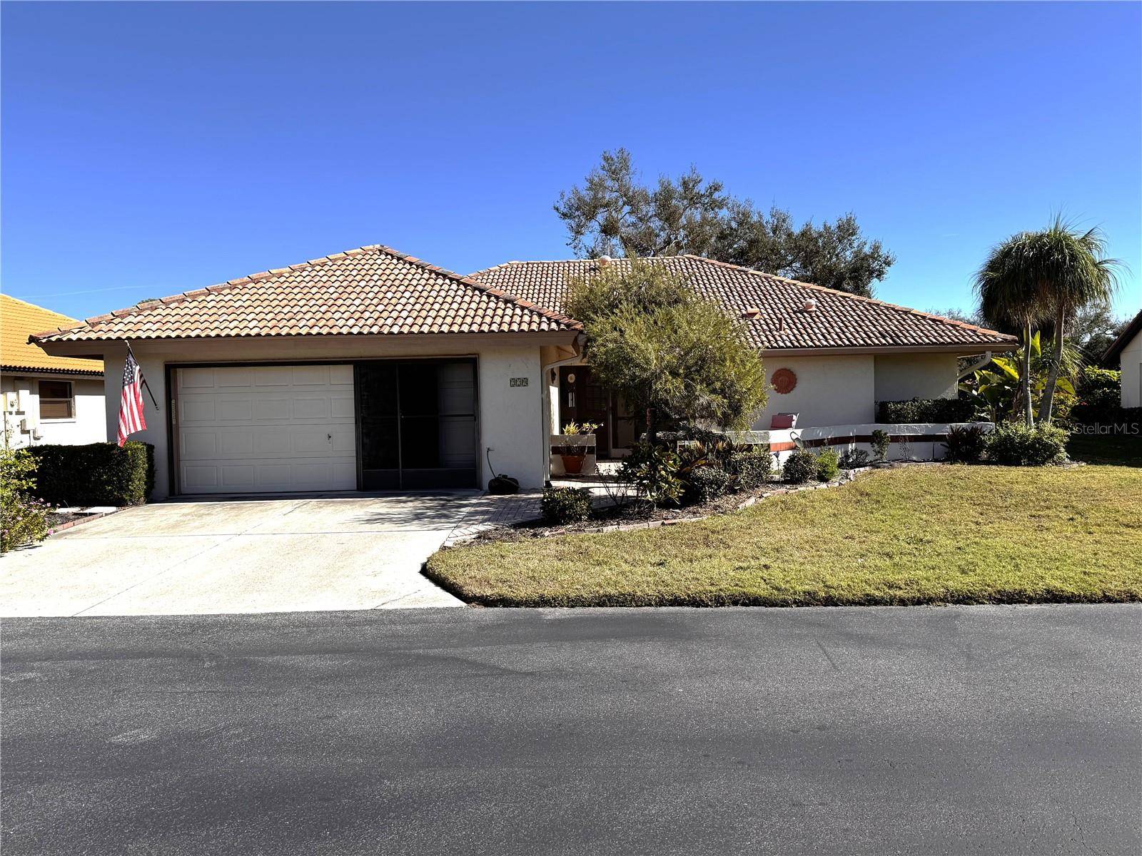229 LAUREL HOLLOW DR #83, Nokomis, FL 34275