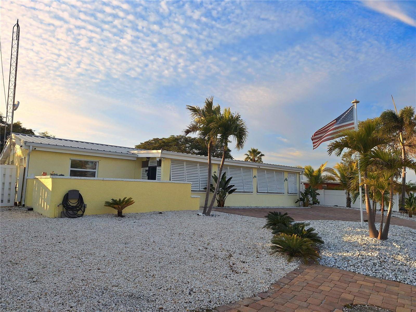 218 22ND ST NE, Bradenton, FL 34208