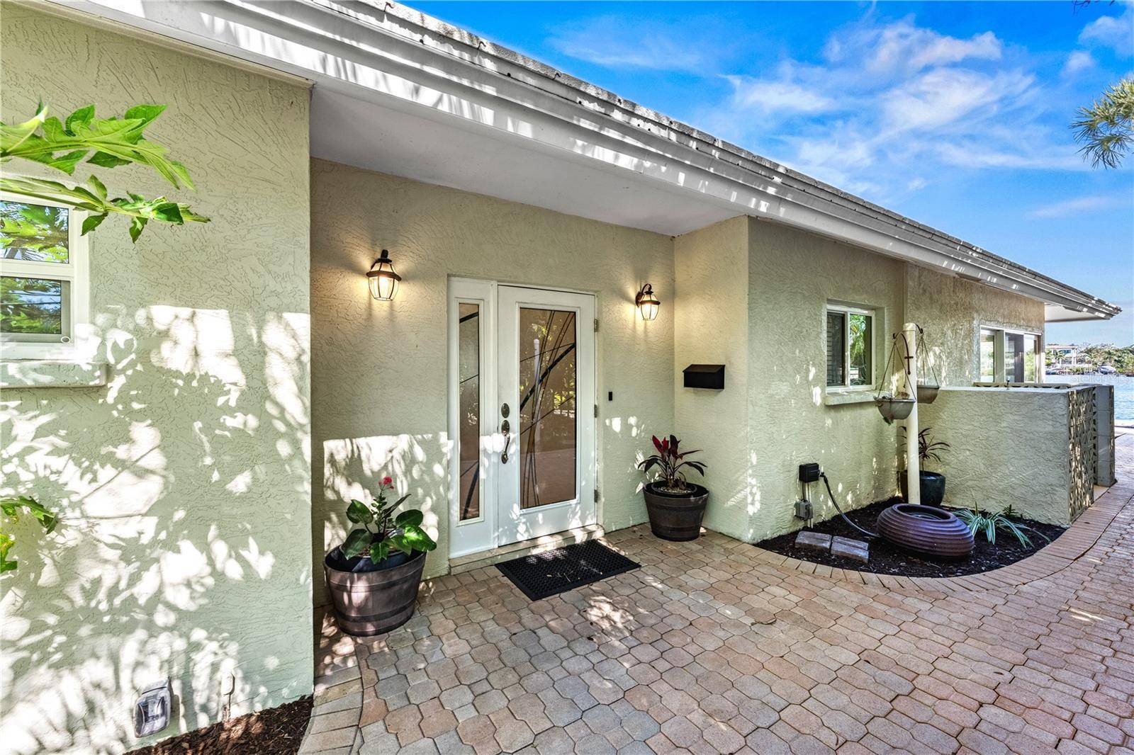 1320 MOONMIST DR #B-11, Sarasota, FL 34242