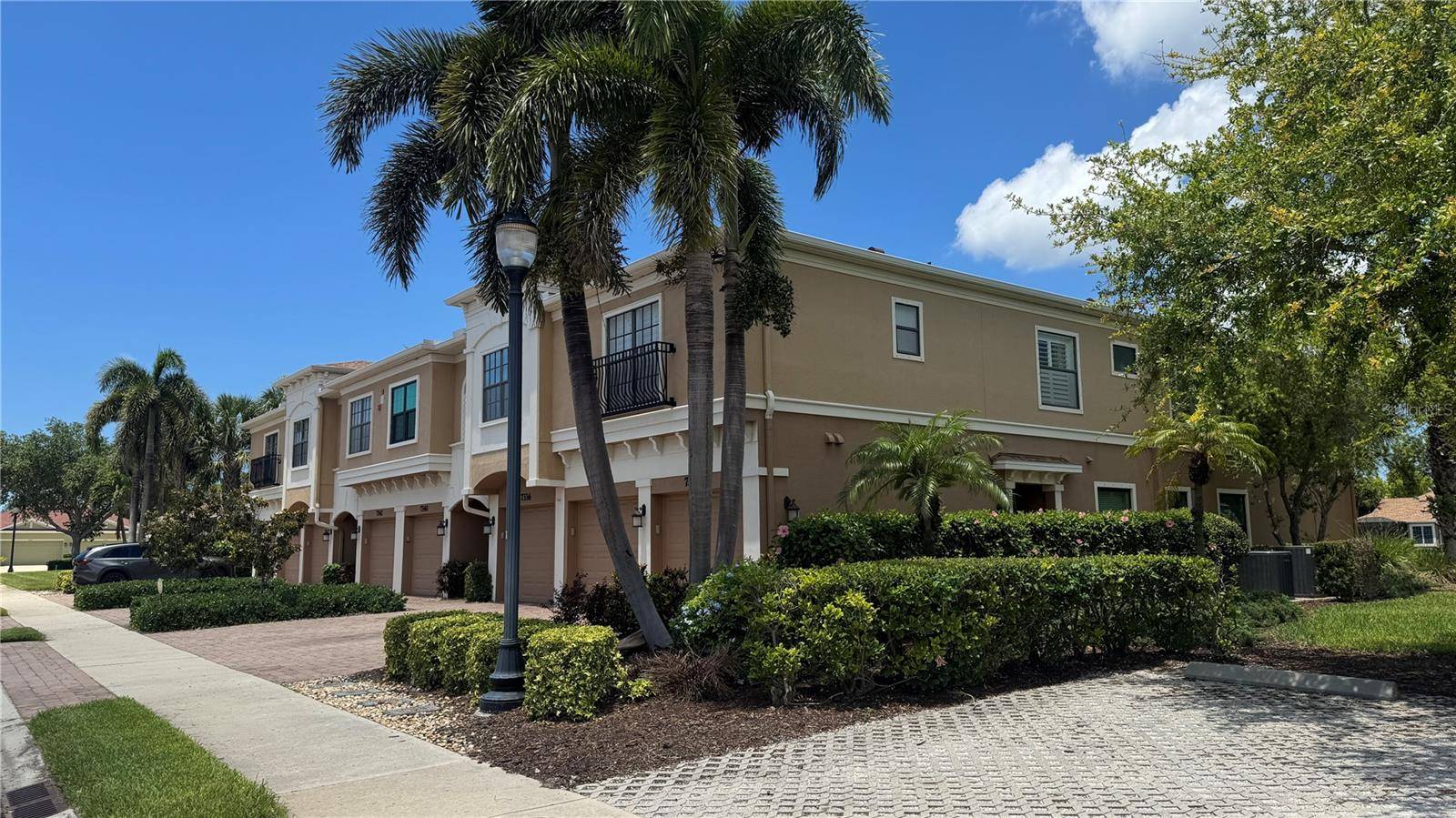7338 SKYBIRD RD #413, Bradenton, FL 34209
