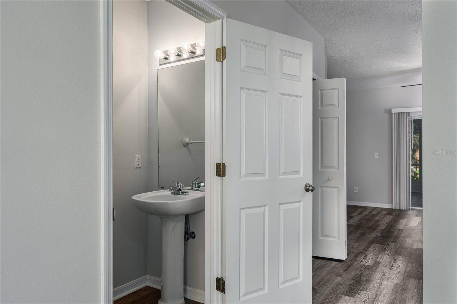 6213 OSPREY LAKE CIR, Riverview, FL 33578