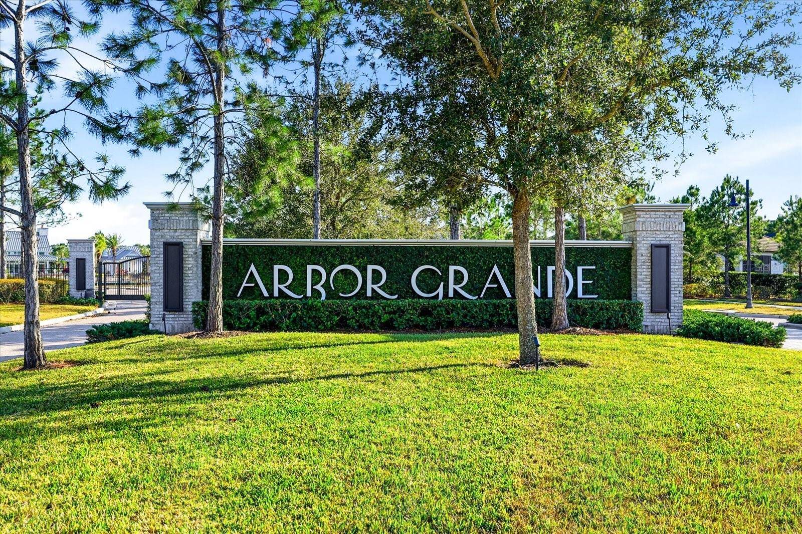 2402 STARWOOD CT, Lakewood Ranch, FL 34211