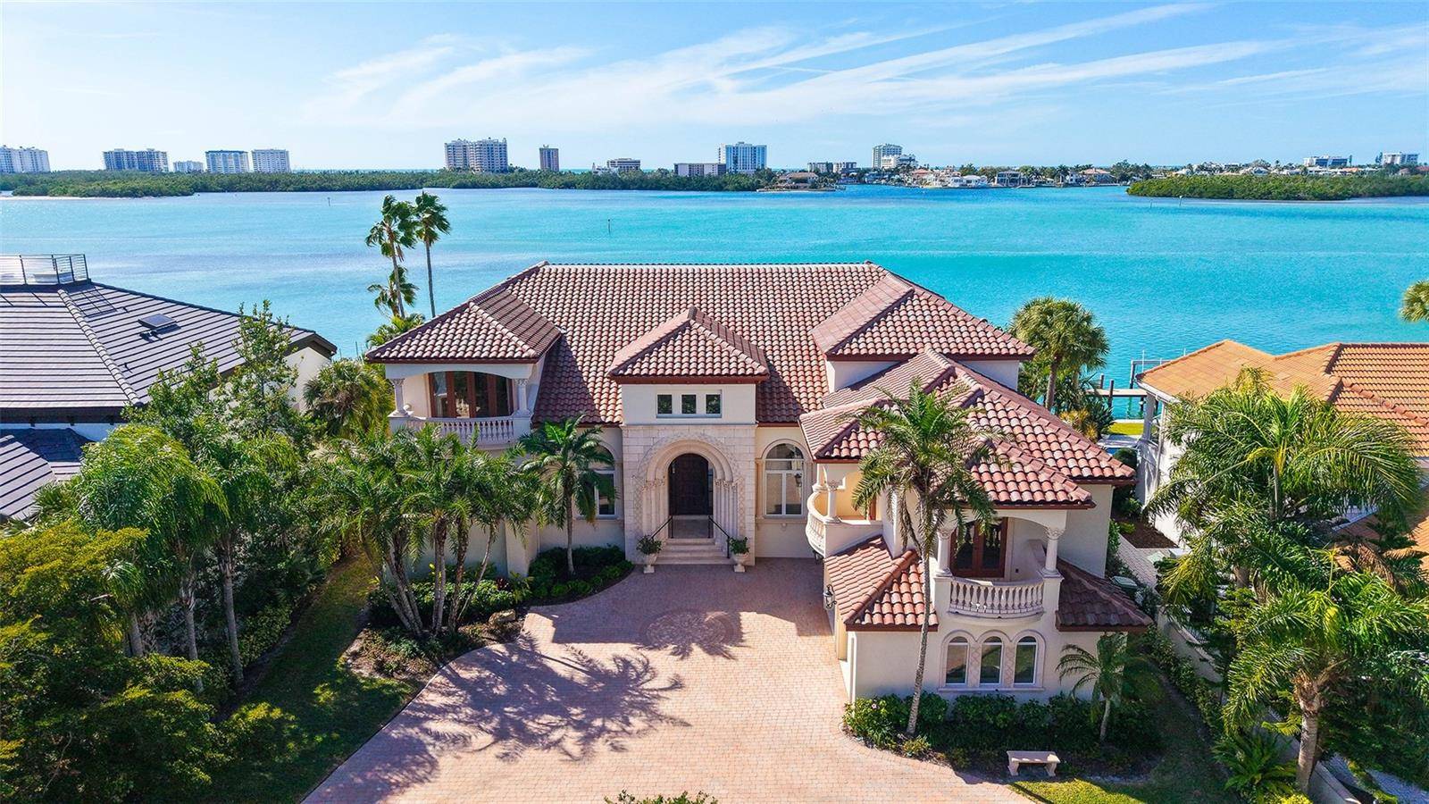 570 S SPOONBILL DR, Sarasota, FL 34236