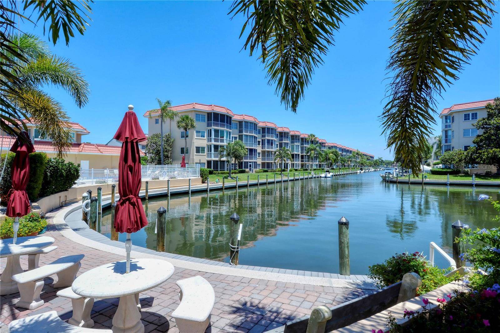 1257 S PORTOFINO DR #307, Sarasota, FL 34242