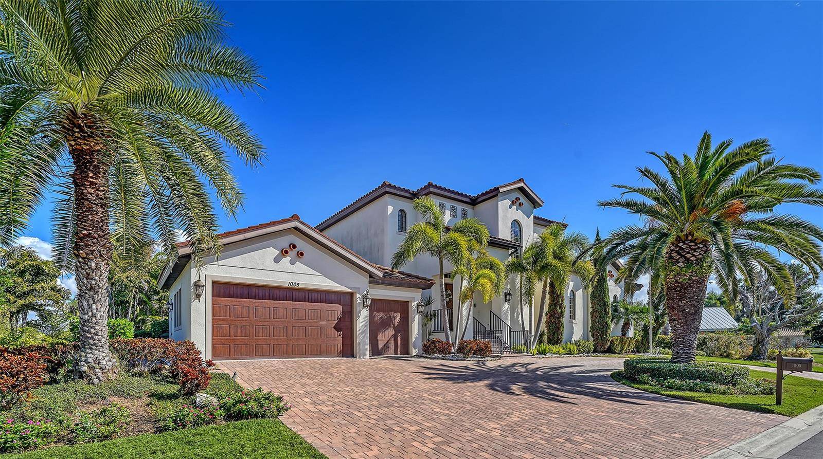 1005 BOGEY LN, Longboat Key, FL 34228