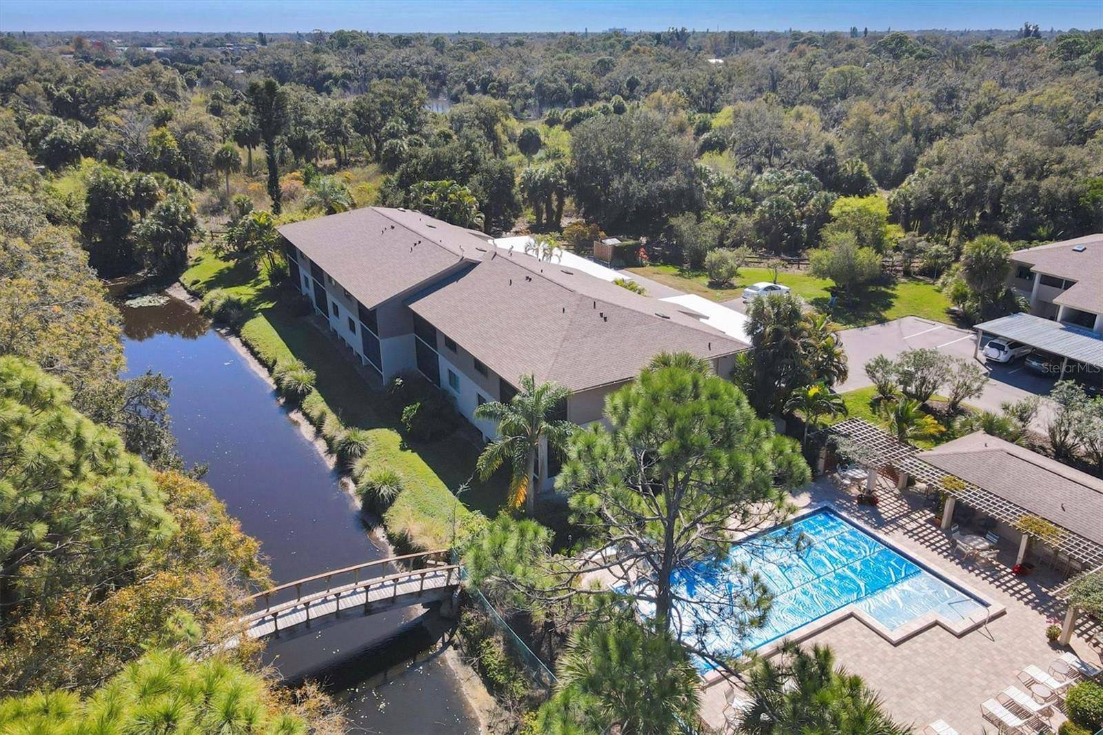 3363 CROSS CREEK DR #3363, Sarasota, FL 34231