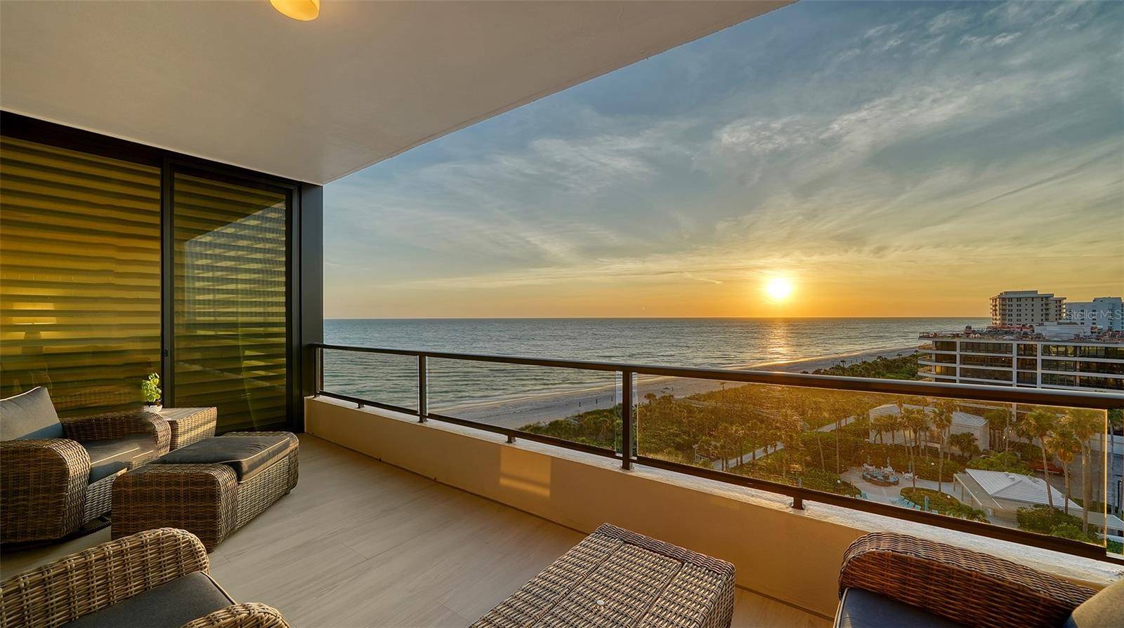 535 SANCTUARY DR #C807, Longboat Key, FL 34228
