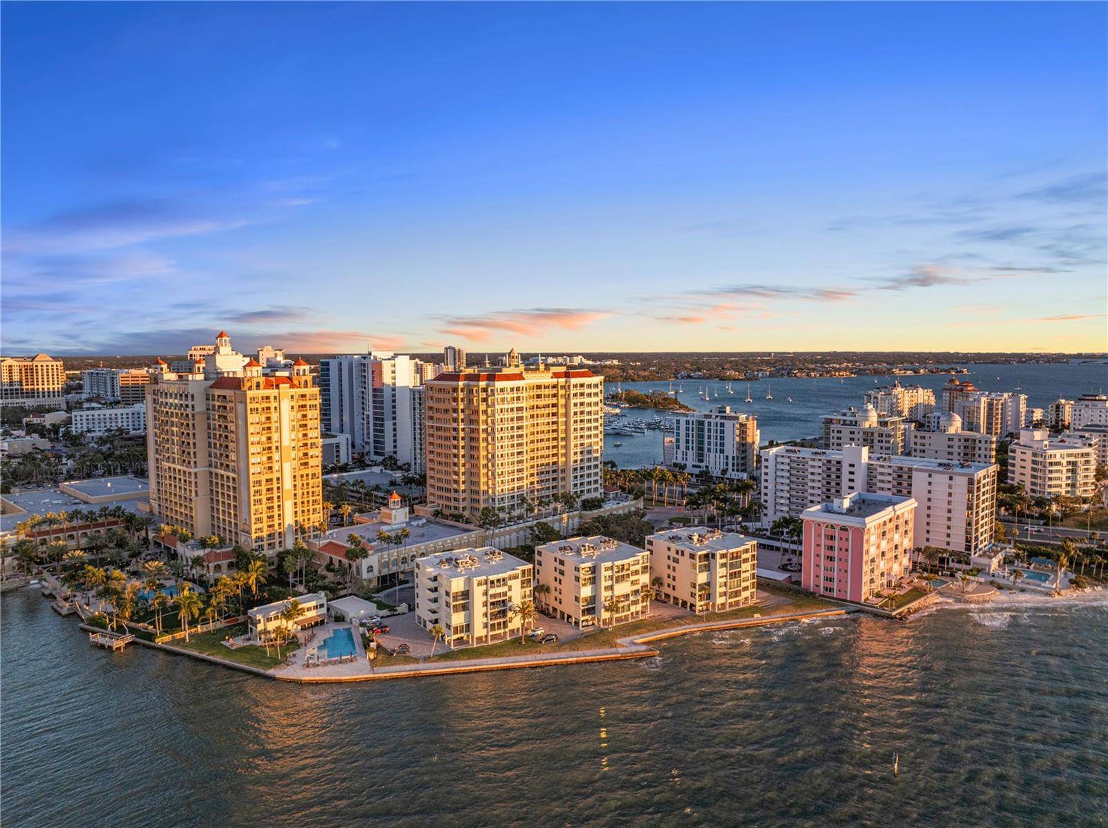 101 SUNSET DR #402, Sarasota, FL 34236