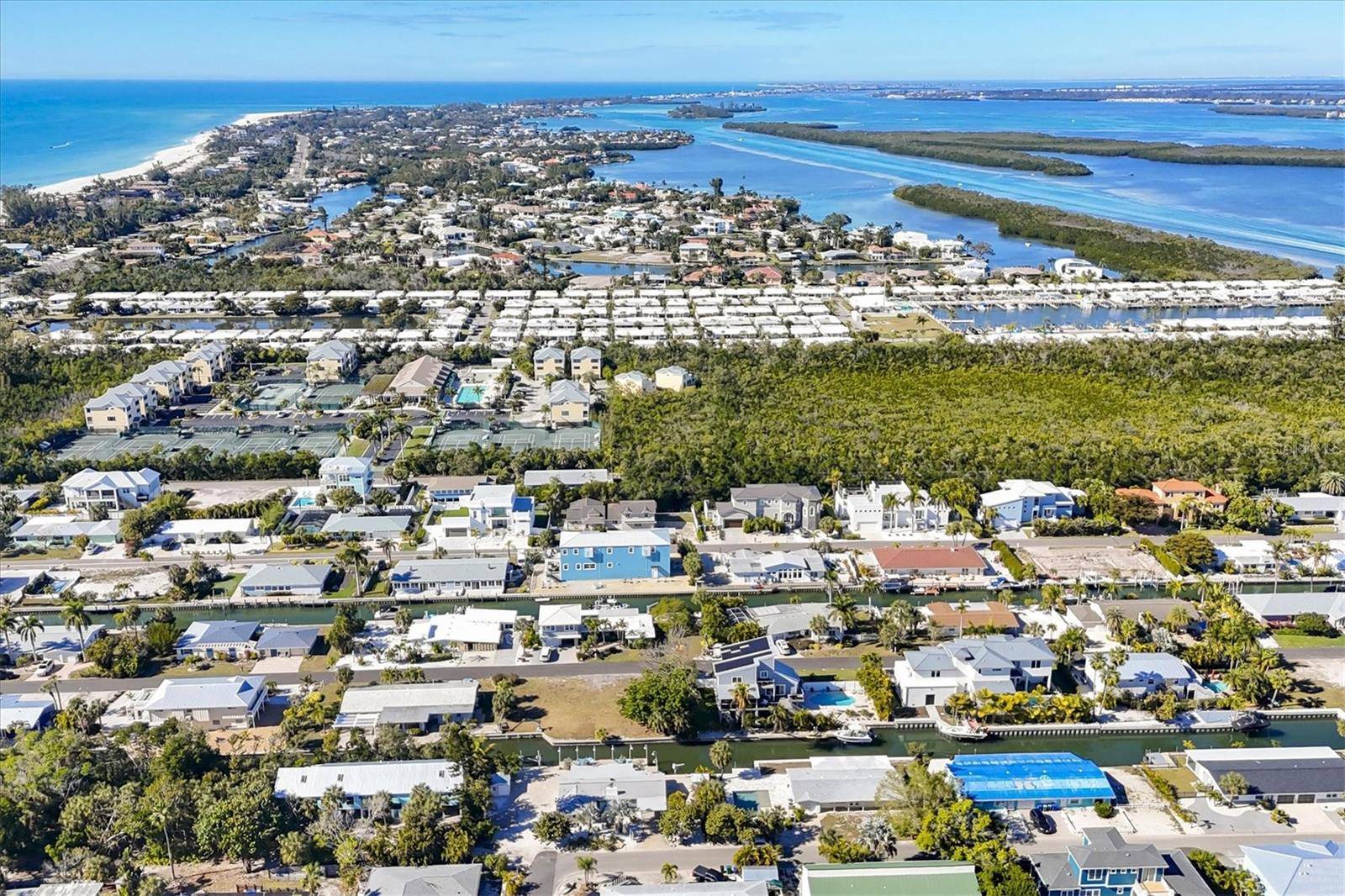 651 JUNGLE QUEEN WAY, Longboat Key, FL 34228