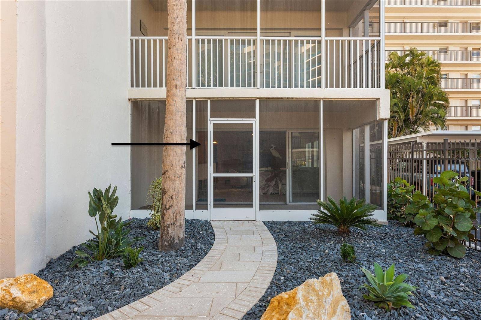 800 BENJAMIN FRANKLIN DR #110, Sarasota, FL 34236