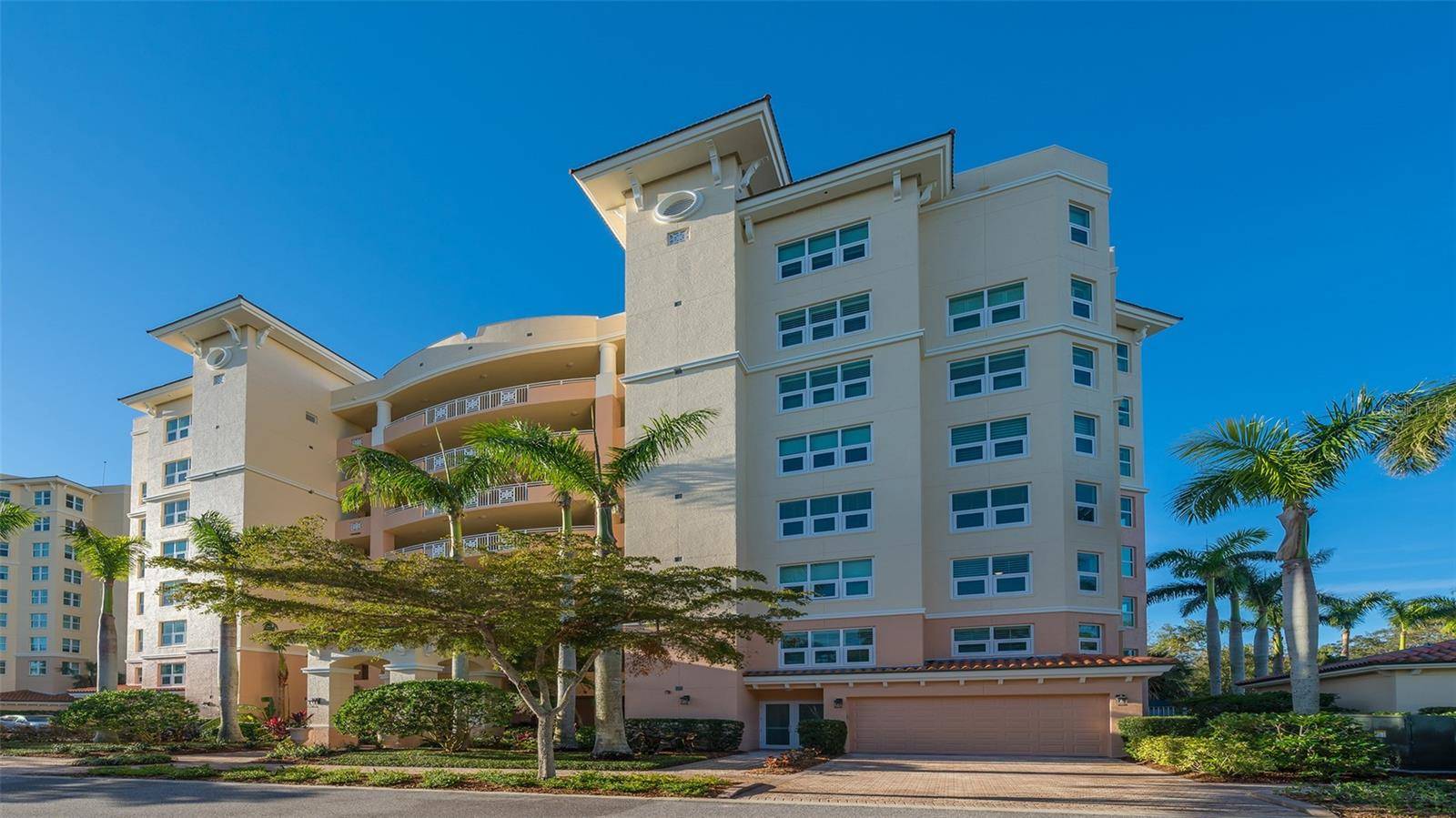 3621 N POINT RD #301, Osprey, FL 34229