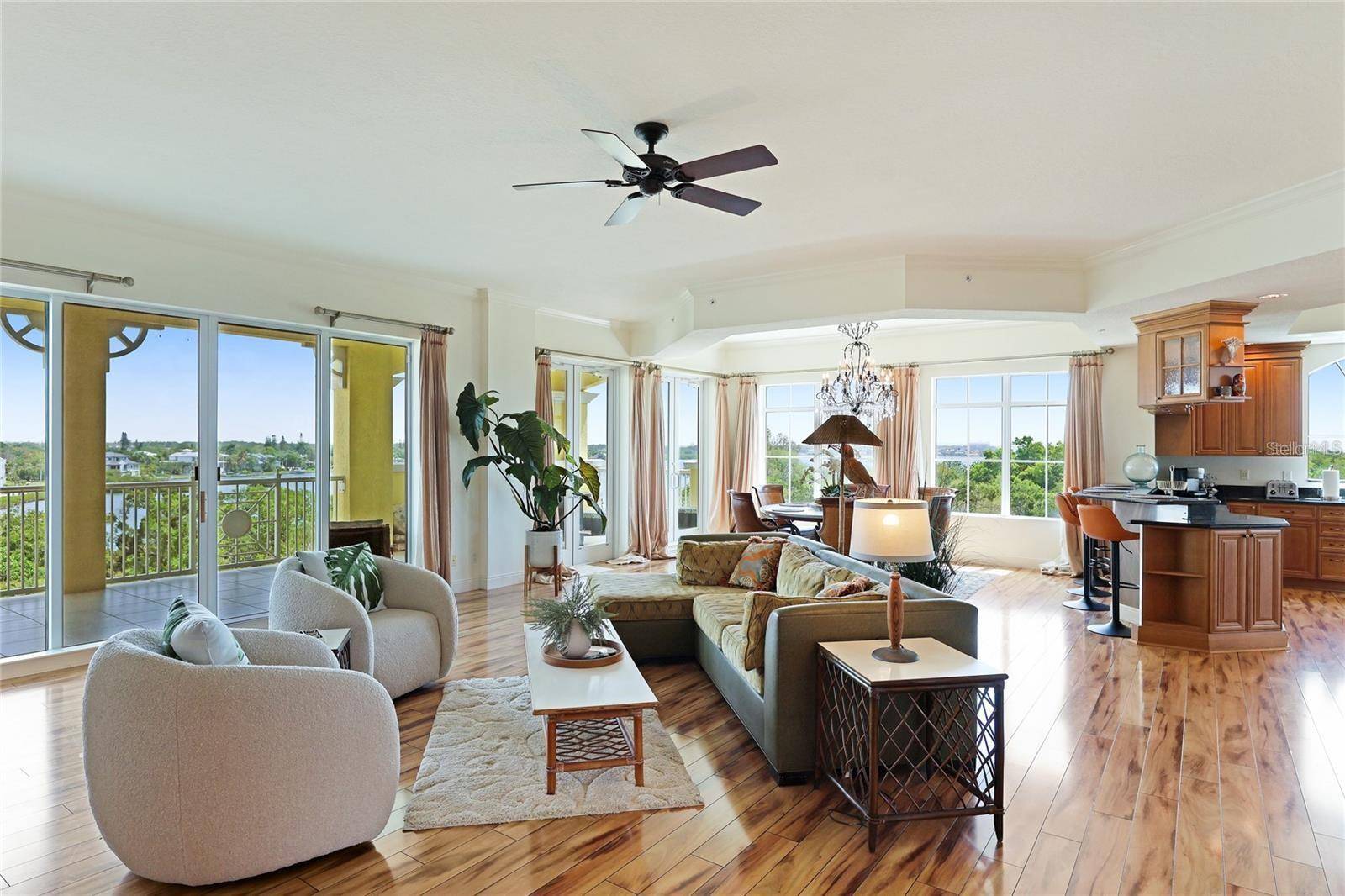 1308 OLD STICKNEY POINT RD #WP3, Sarasota, FL 34242