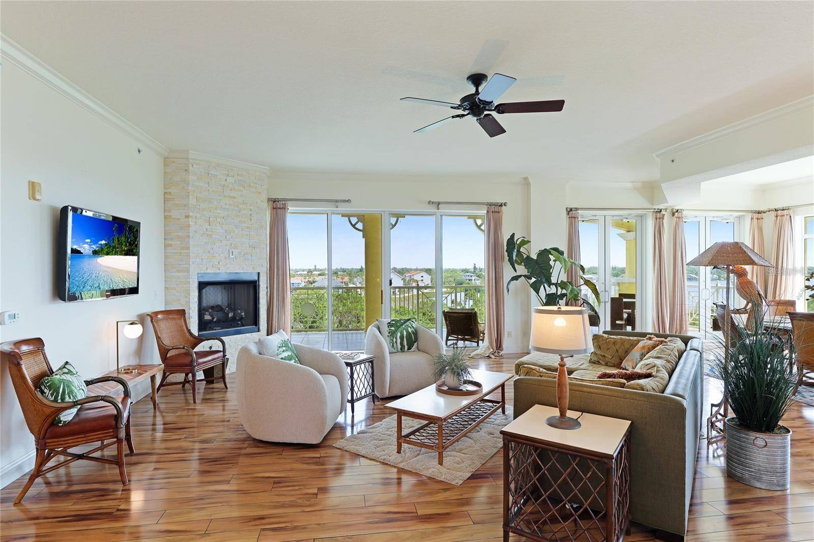 1308 OLD STICKNEY POINT RD #WP3, Sarasota, FL 34242