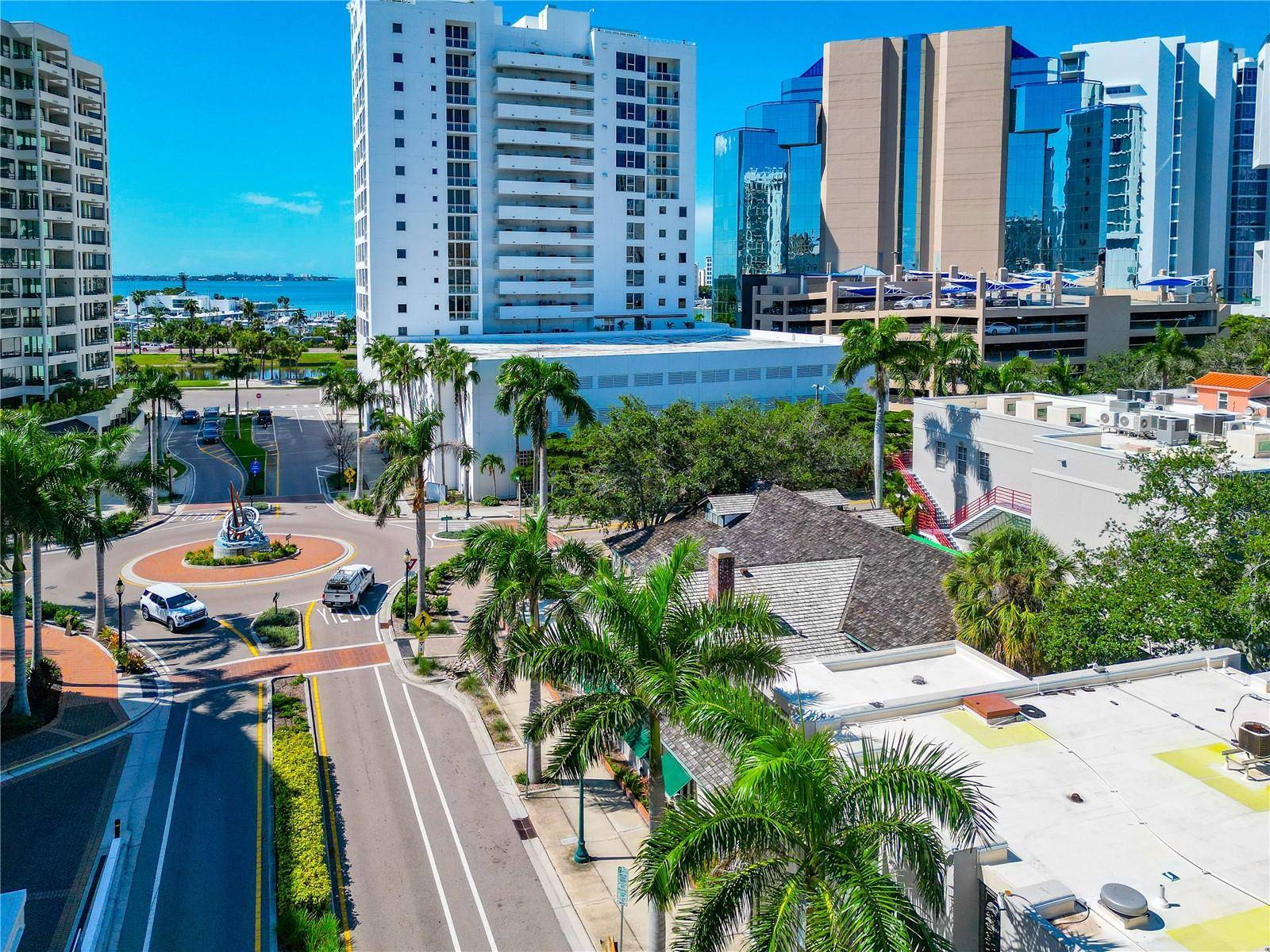 1305 4TH ST #201I, Sarasota, FL 34236