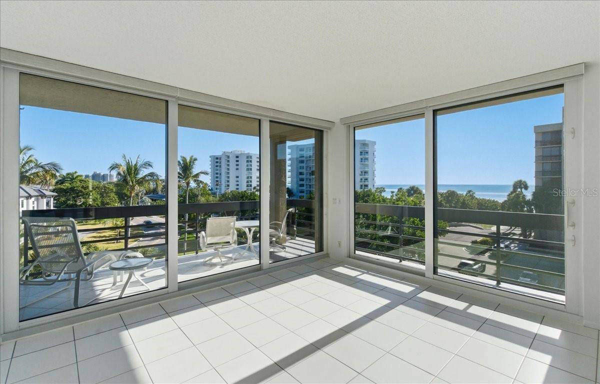 1065 GULF OF MEXICO DR #305, Longboat Key, FL 34228