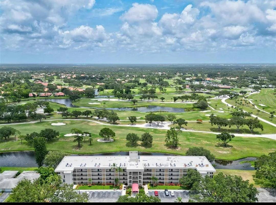 7461 W COUNTRY CLUB DR N #108, Sarasota, FL 34243