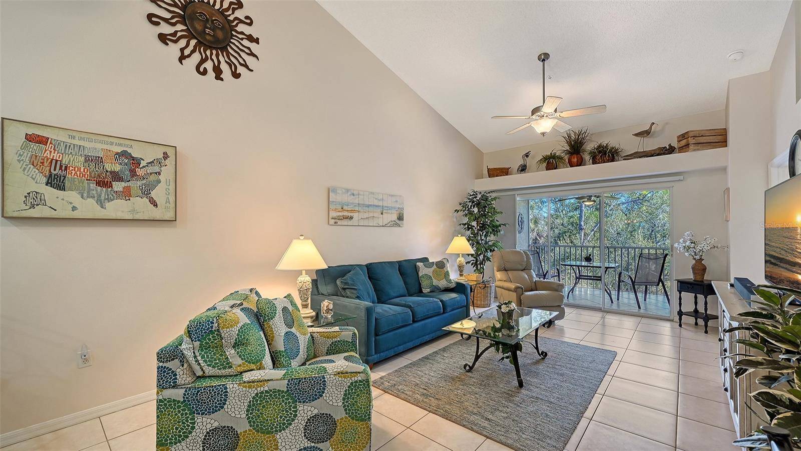 4655 TOWER HILL LN #2422, Sarasota, FL 34238