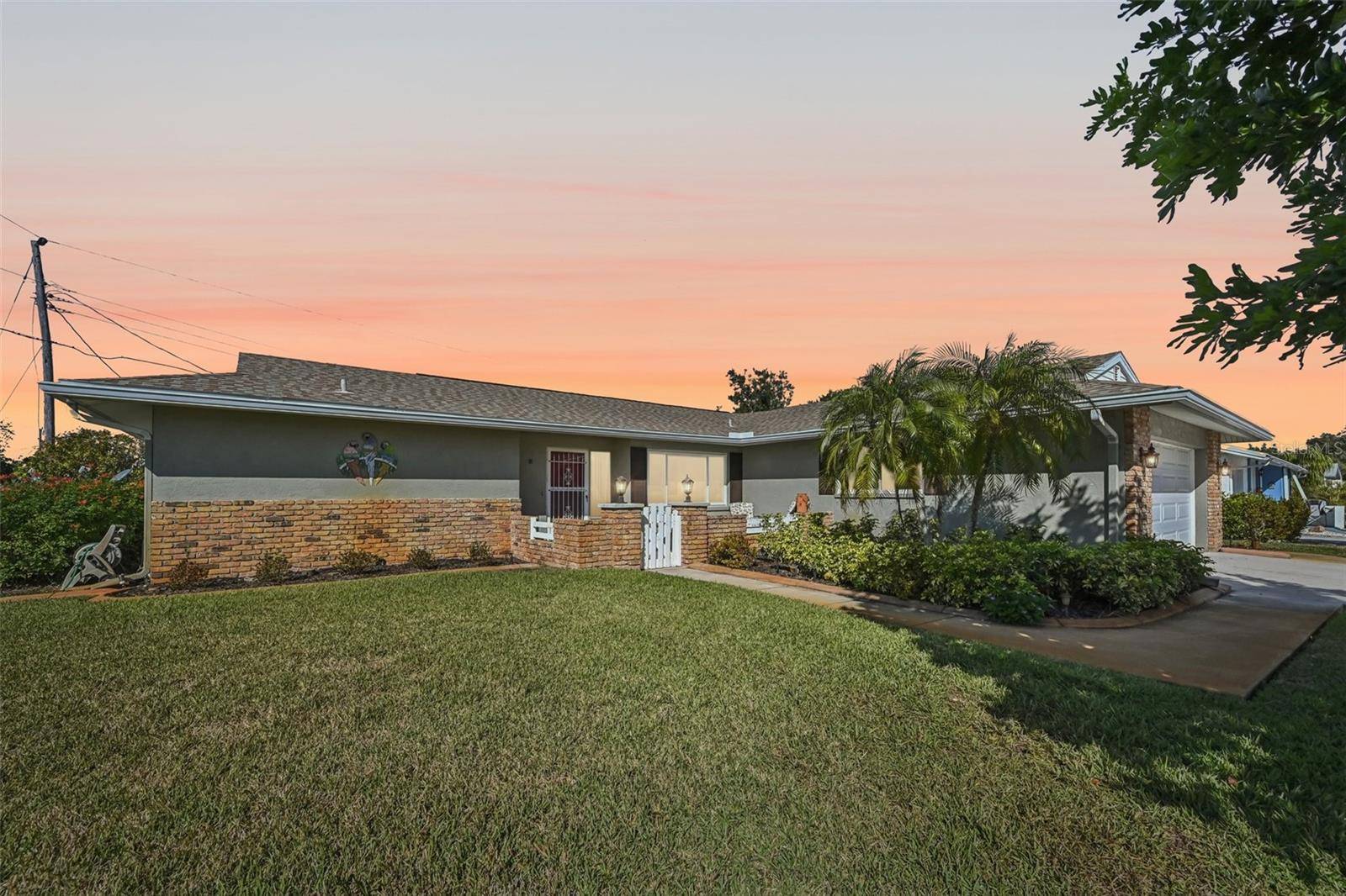 101 ALGIERS DR, Venice, FL 34293
