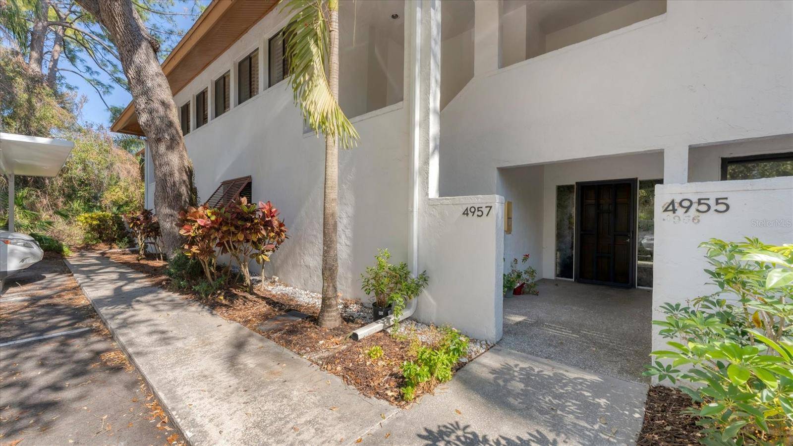4957 CROSS CREEK RD #4957, Sarasota, FL 34231
