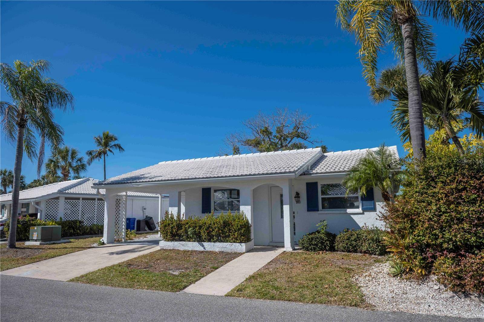 563 SPANISH DR S, Longboat Key, FL 34228