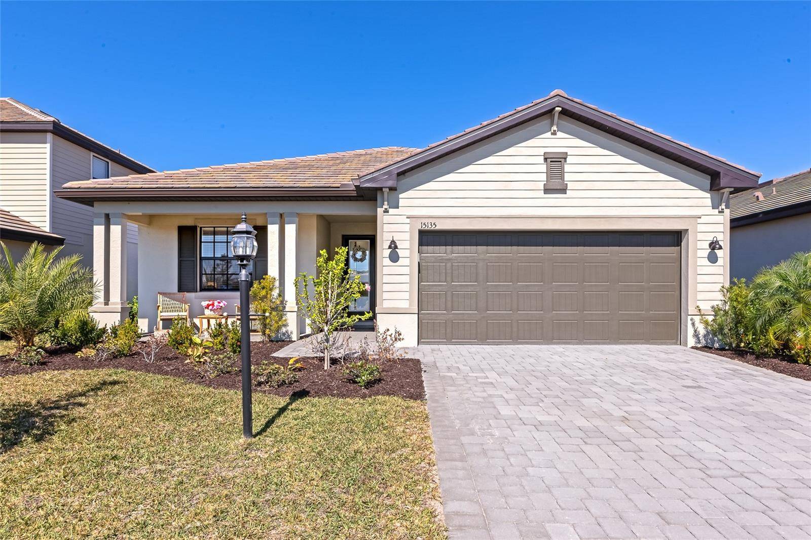15135 OXFORD GREY DR, Bradenton, FL 34211