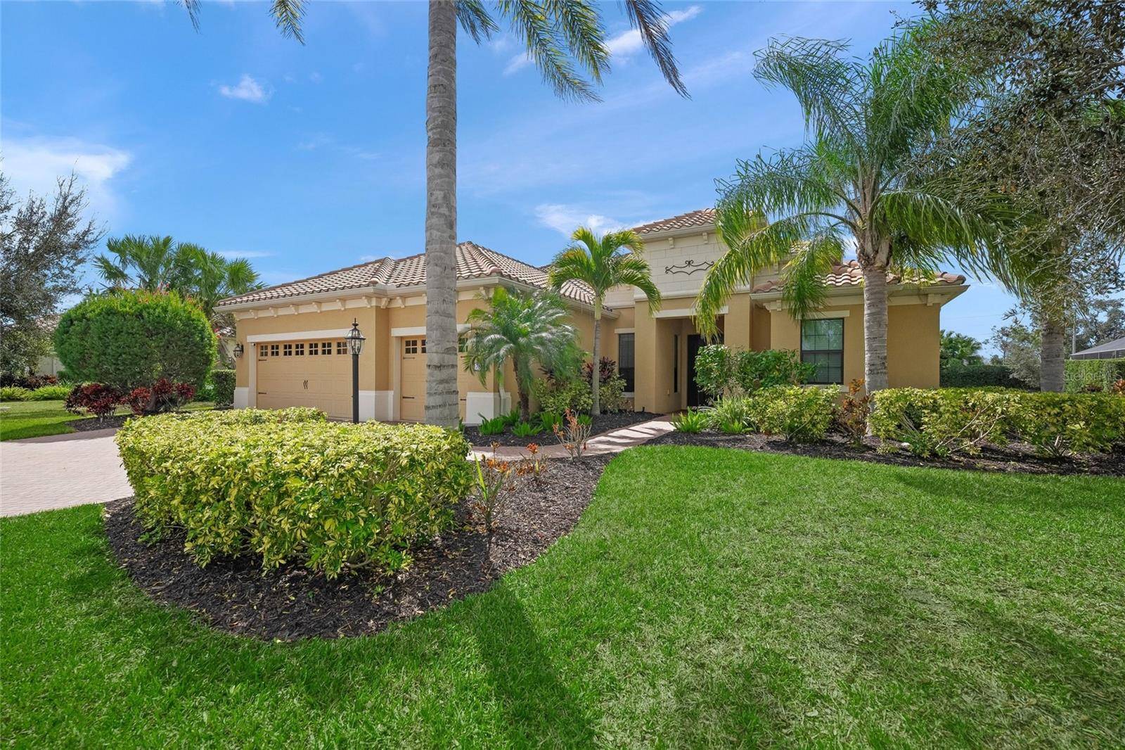 7809 PASSIONFLOWER DR, Sarasota, FL 34241