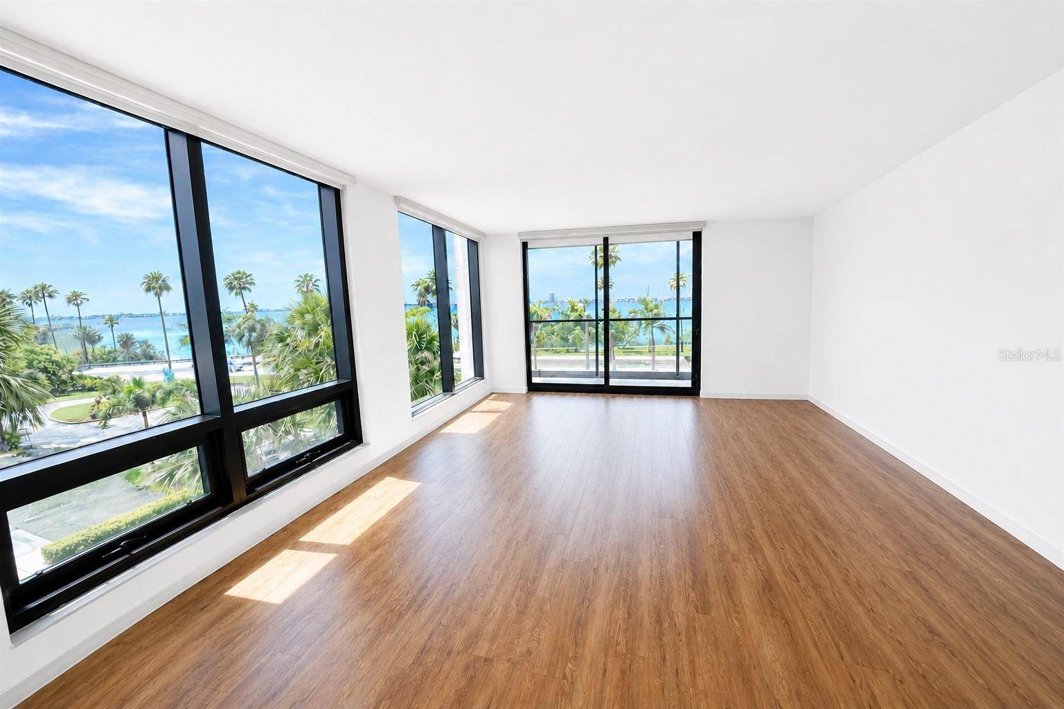 707 S GULFSTREAM AVE #307, Sarasota, FL 34236