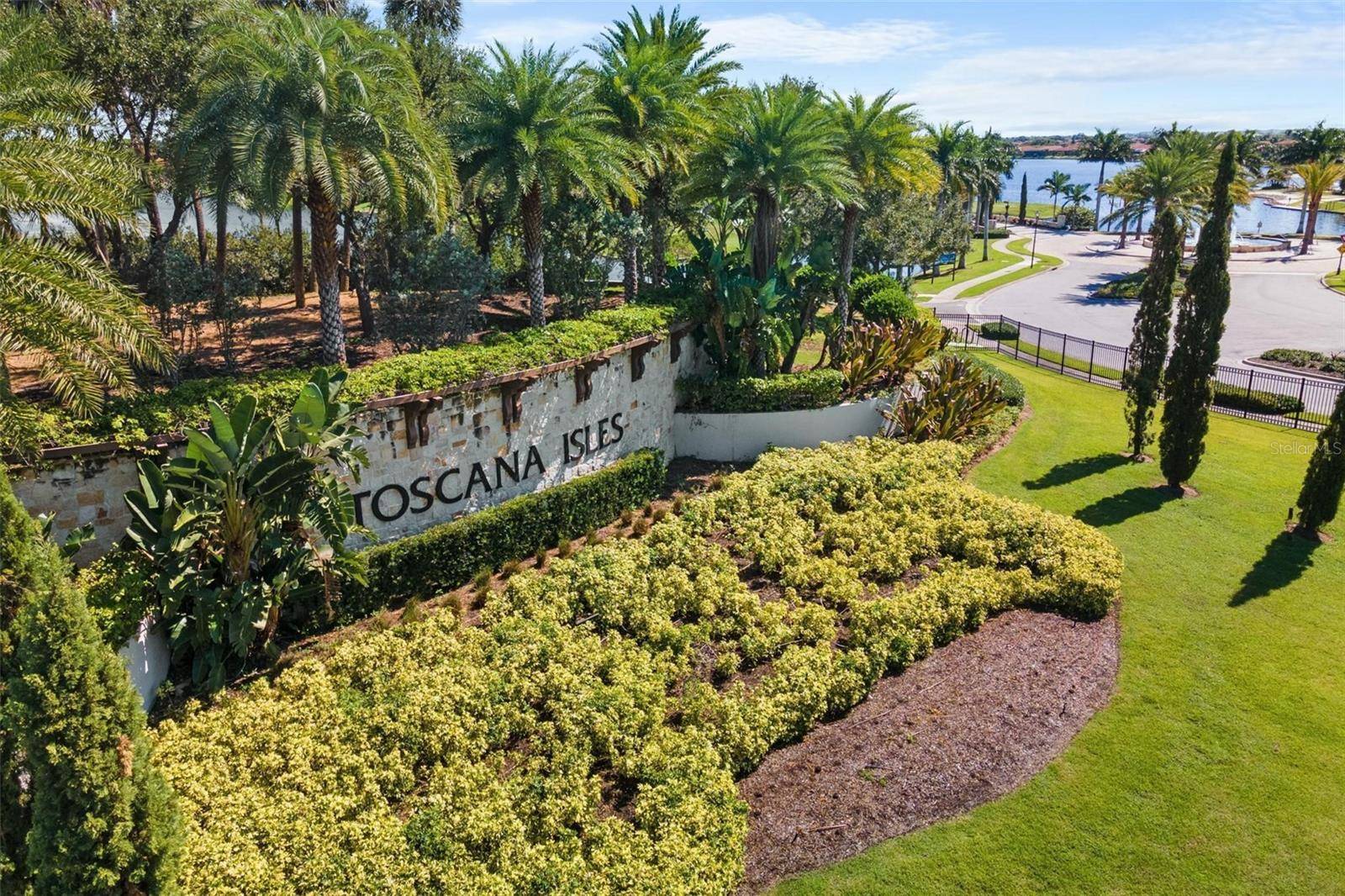 108 MARAVIYA BLVD, Nokomis, FL 34275