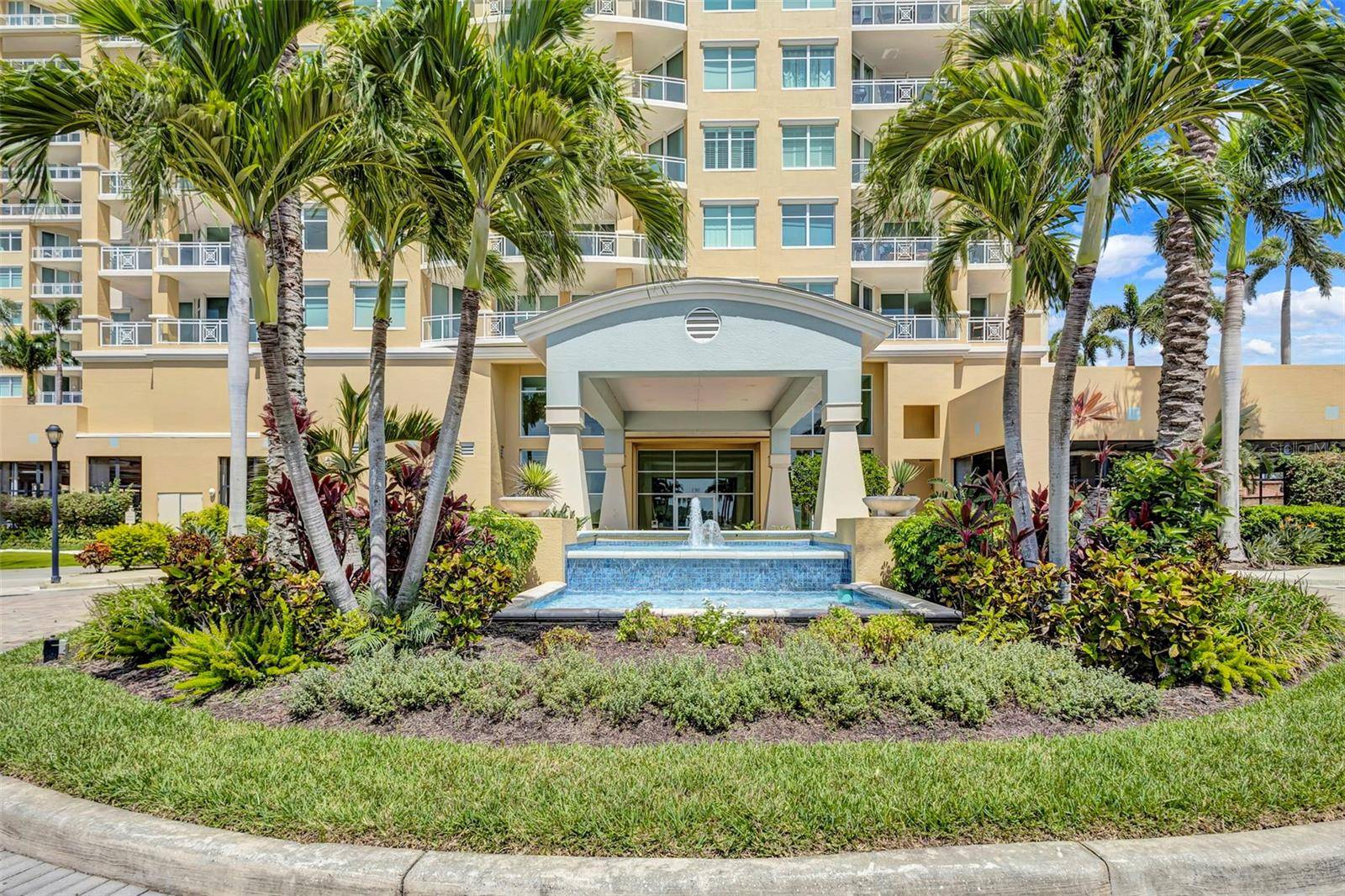 130 RIVIERA DUNES WAY #506, Palmetto, FL 34221