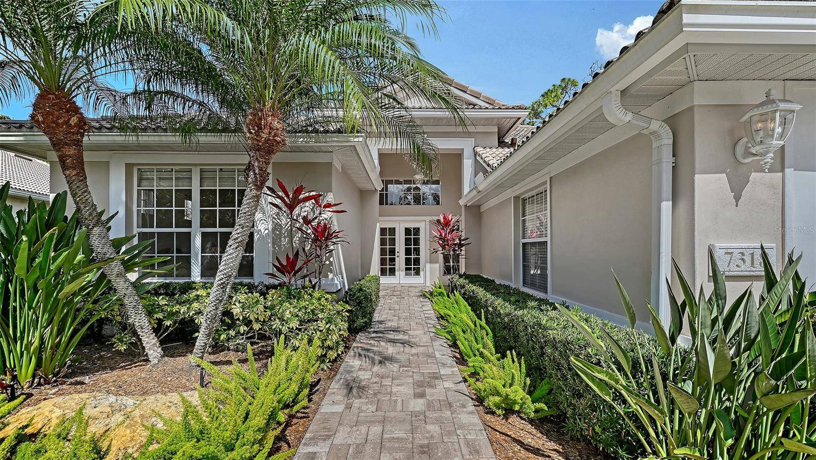 7318 WINDEMERE LN, University Park, FL 34201