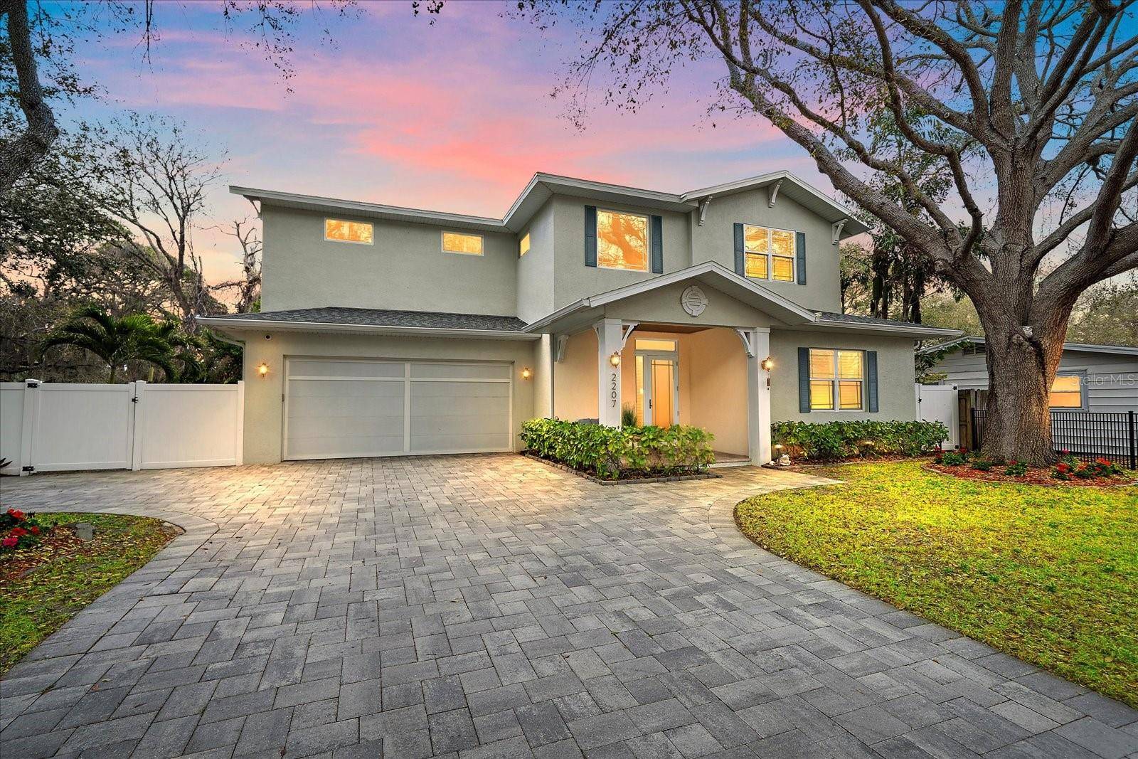 2207 WISTERIA ST, Sarasota, FL 34239