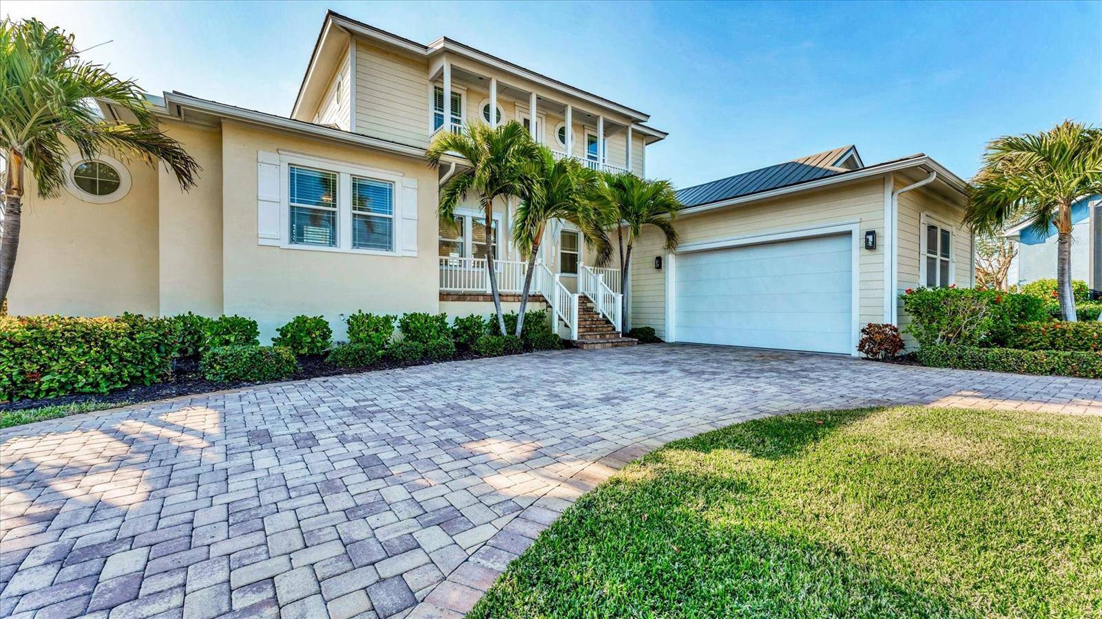 634 KEY ROYALE DR, Holmes Beach, FL 34217