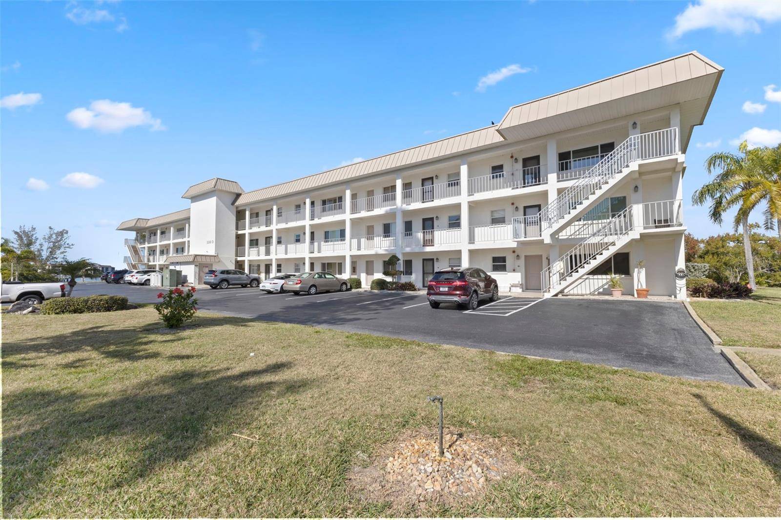 3330 GULF OF MEXICO DR #104D, Longboat Key, FL 34228