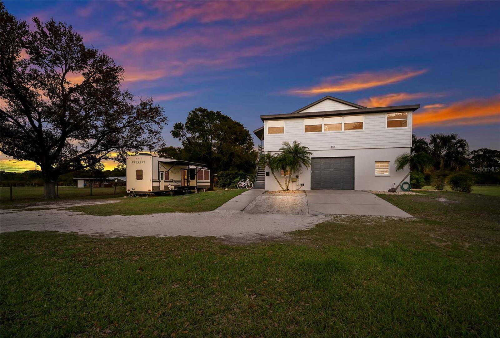 1516 FOX CREEK DR, Sarasota, FL 34240