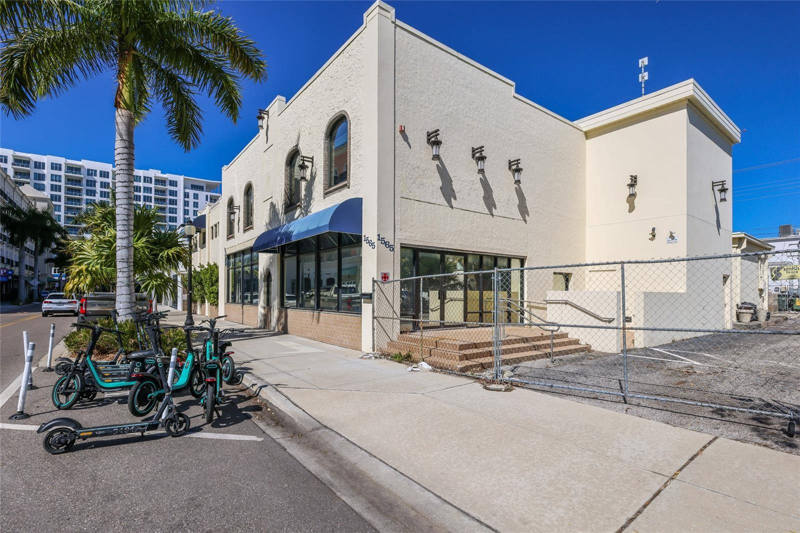 1565 STATE ST, Sarasota, FL 34236