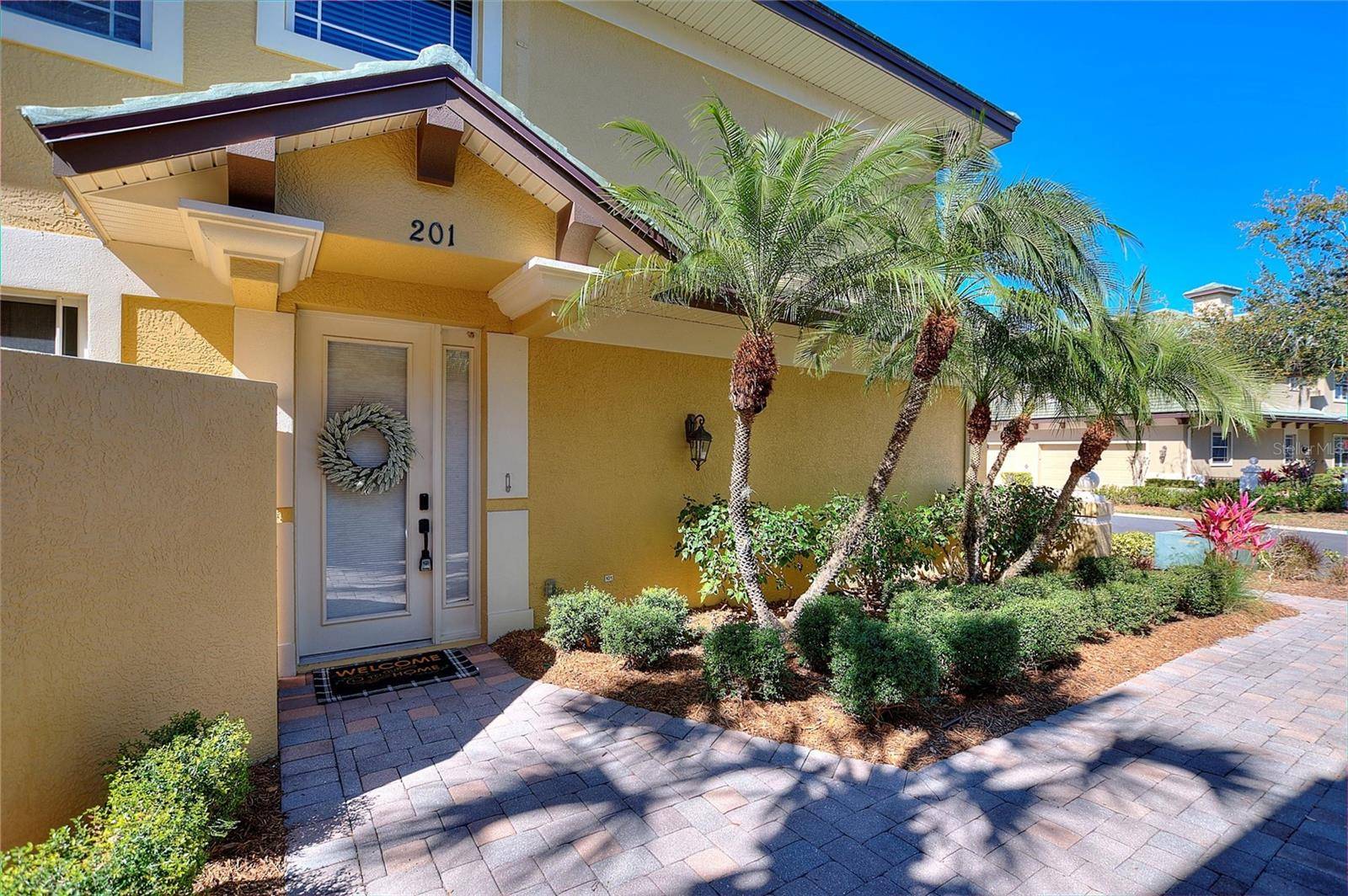 6508 MOORINGS POINT CIR #201, Lakewood Ranch, FL 34202